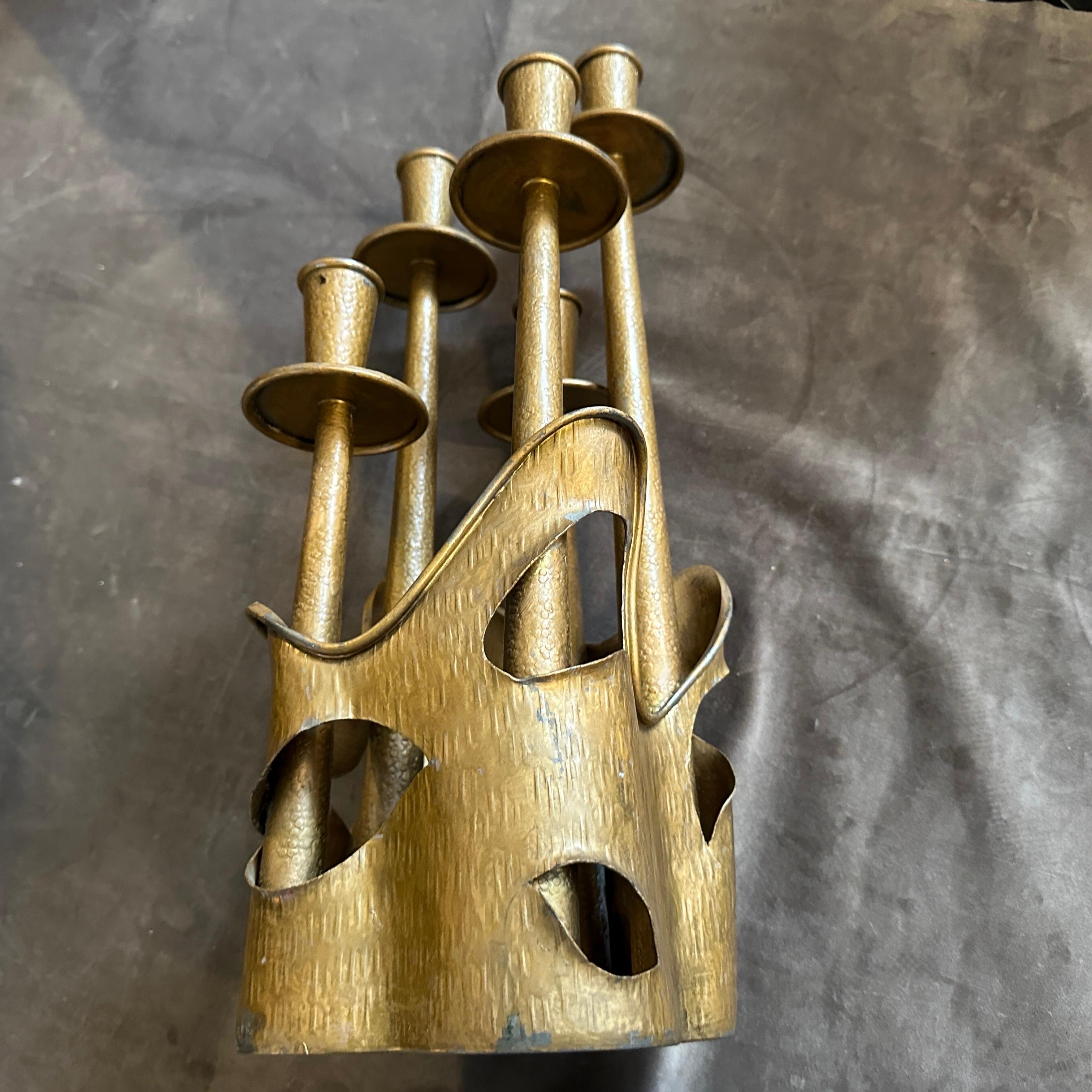 Fait main Chandelier sculpté en étain doré du Prof. Ceccherini, années 1970, Mid-Century Modern en vente