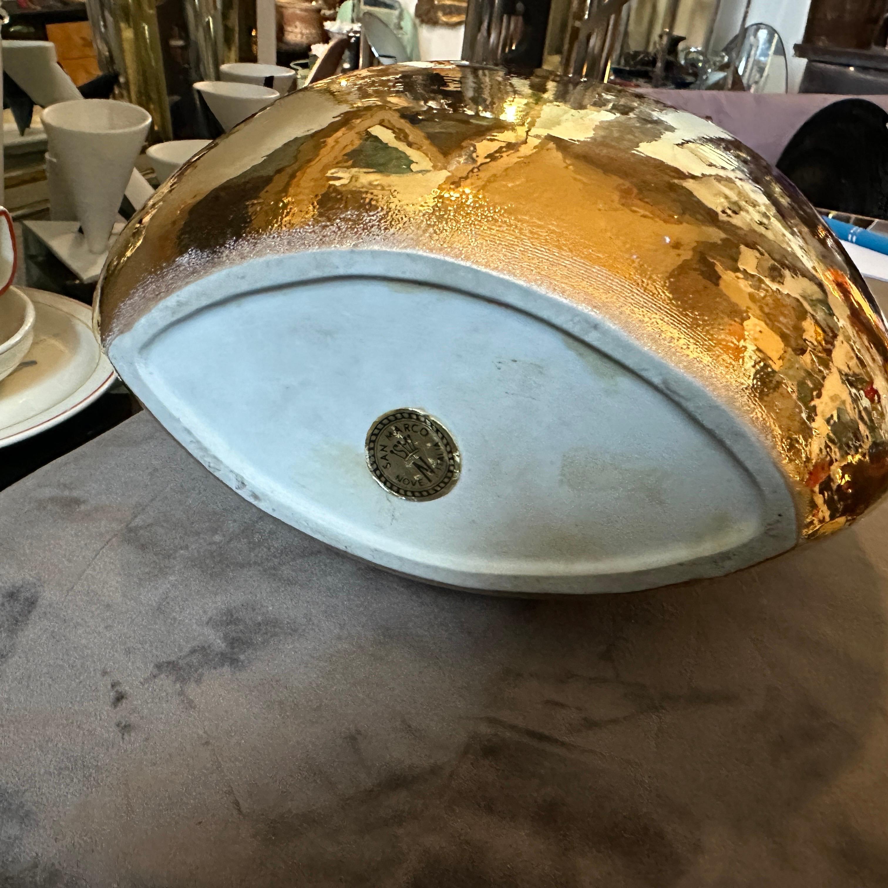 Vaso italiano in porcellana dorata della metà del secolo scorso di Nove san Marco in vendita 1