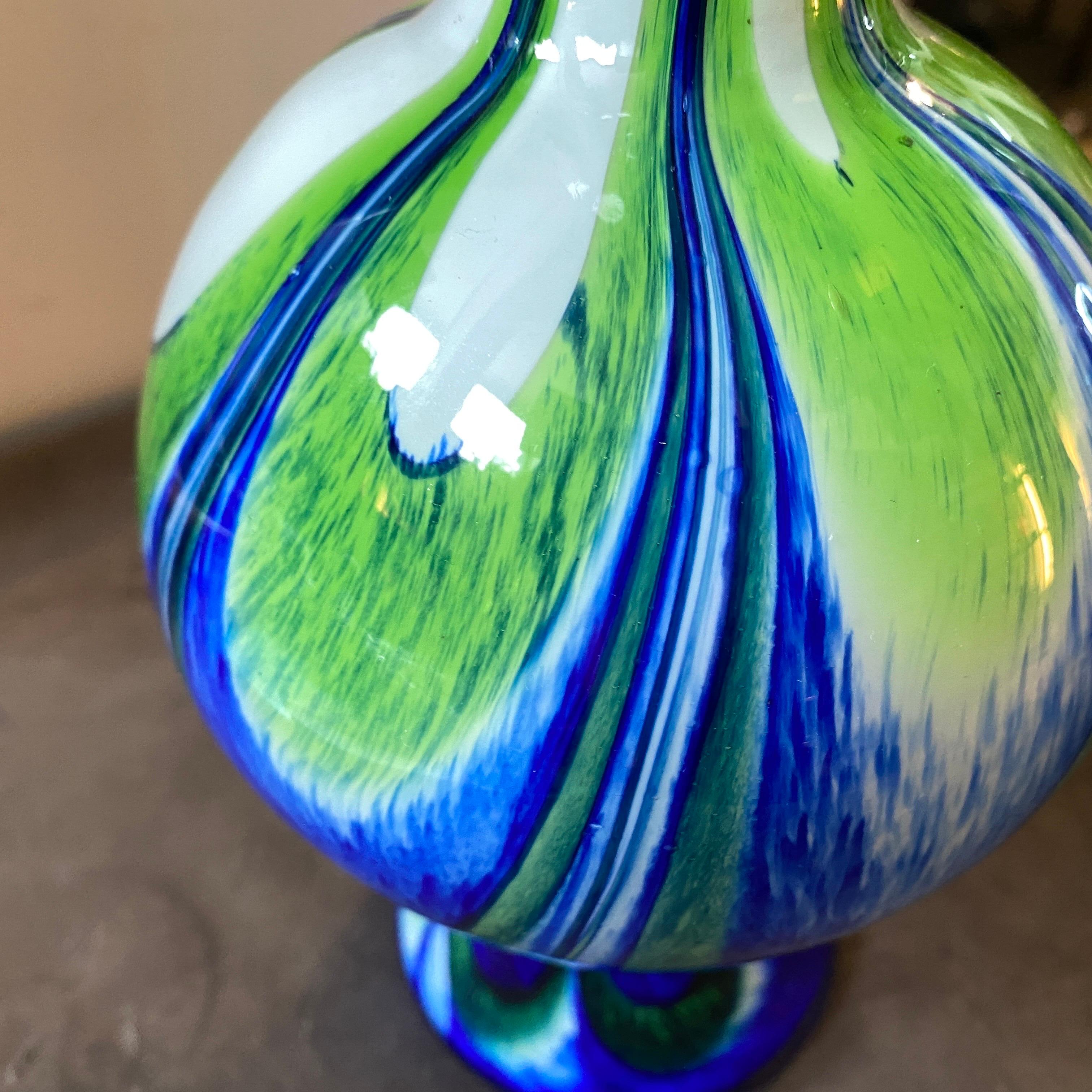 Mid-Century Modern Vase italien en verre moderne du milieu du siècle dernier des années 1970 dans le style de Carlo Moretti en vente