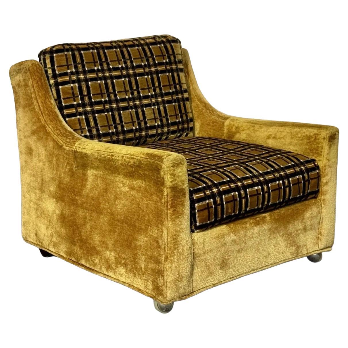 1970s Mid-Century Modern Gold Velvet & Plaid Lounge Chair For Sale