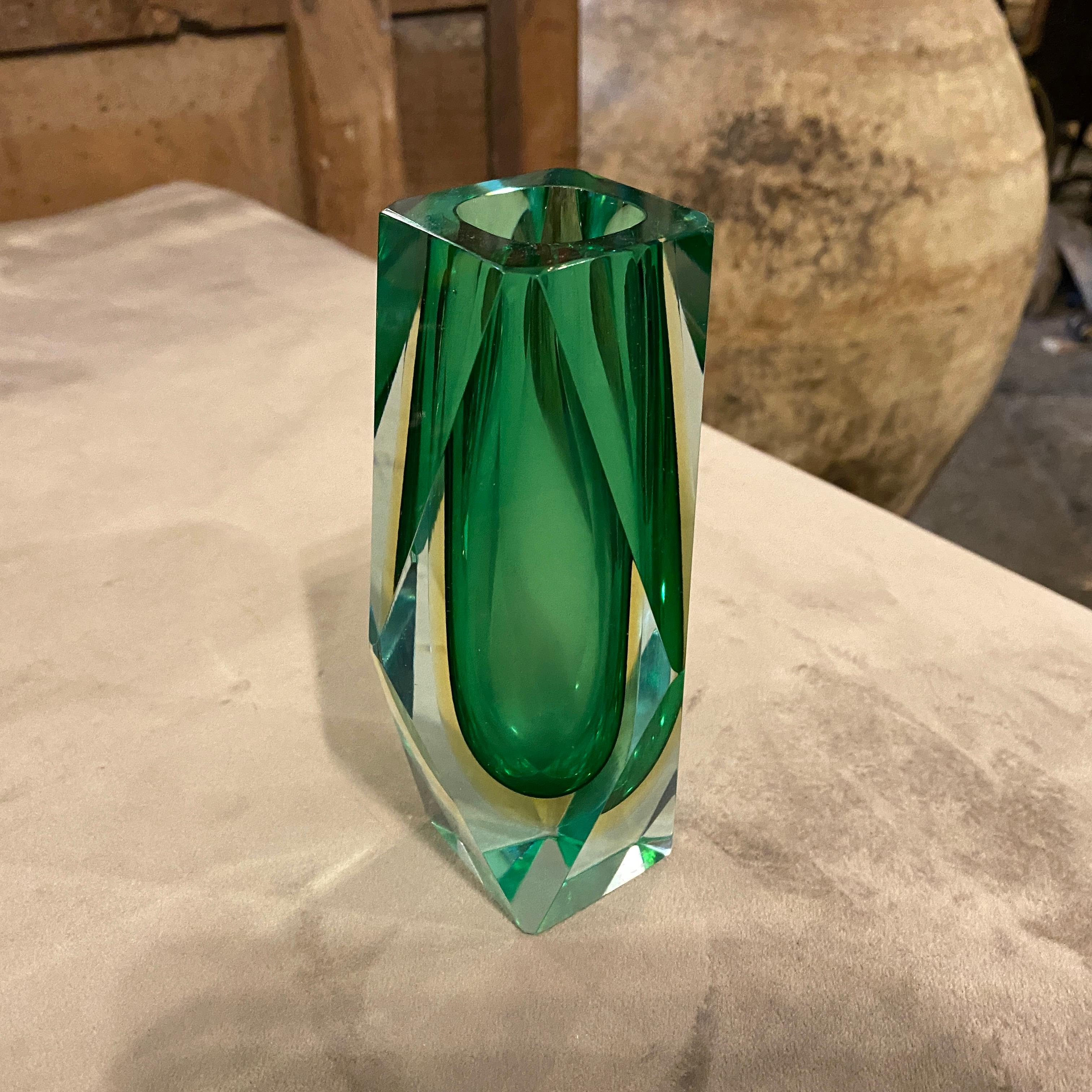 Italian 1970s Mid-Century Modern Green Faceted Murano Glass Vase by Seguso For Sale