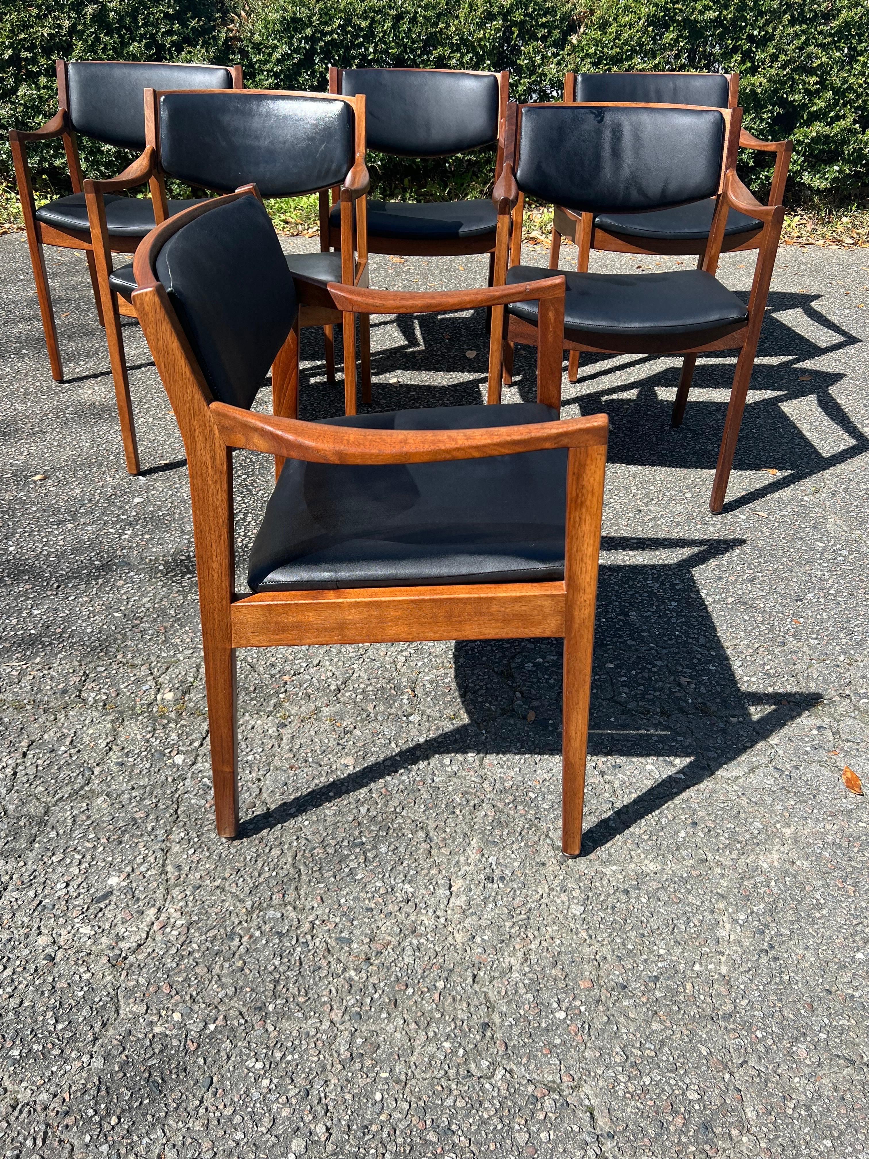 Faux Leather 1970s Mid-Century Modern Gunlocke Arm Chairs - a Set of 6