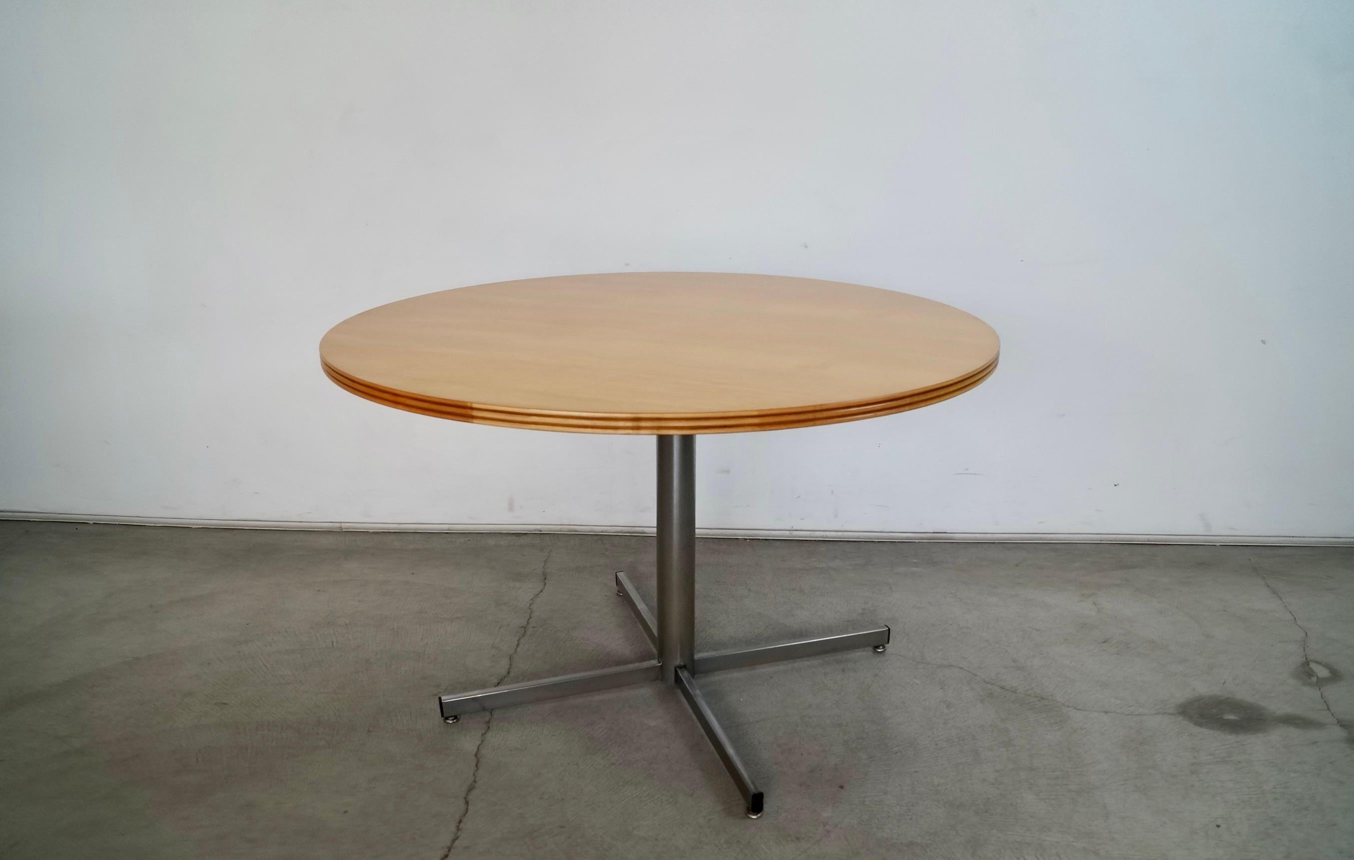1970's Mid-Century Modern Herman Miller Style Dining Table 4