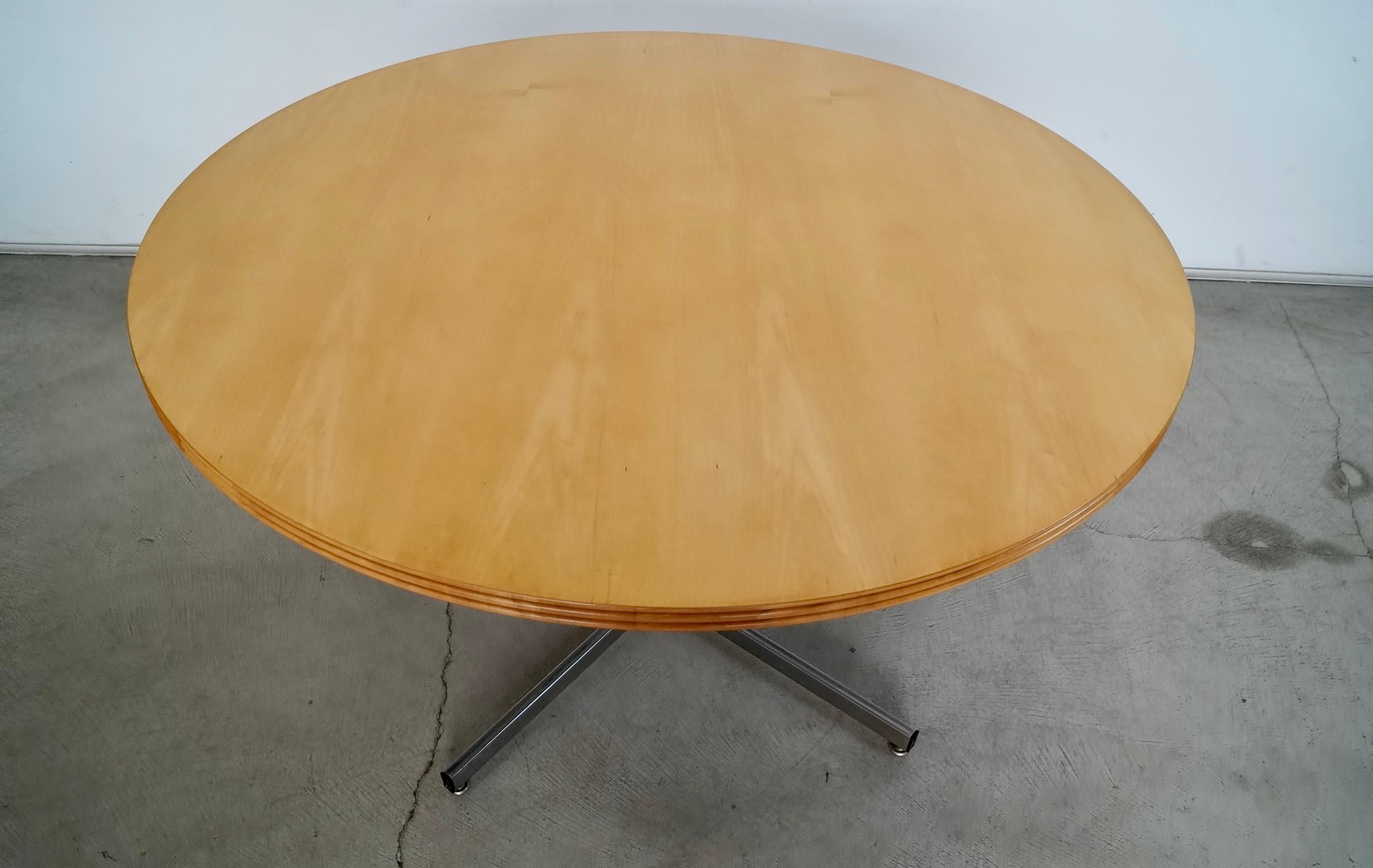 1970's Mid-Century Modern Herman Miller Style Dining Table 7