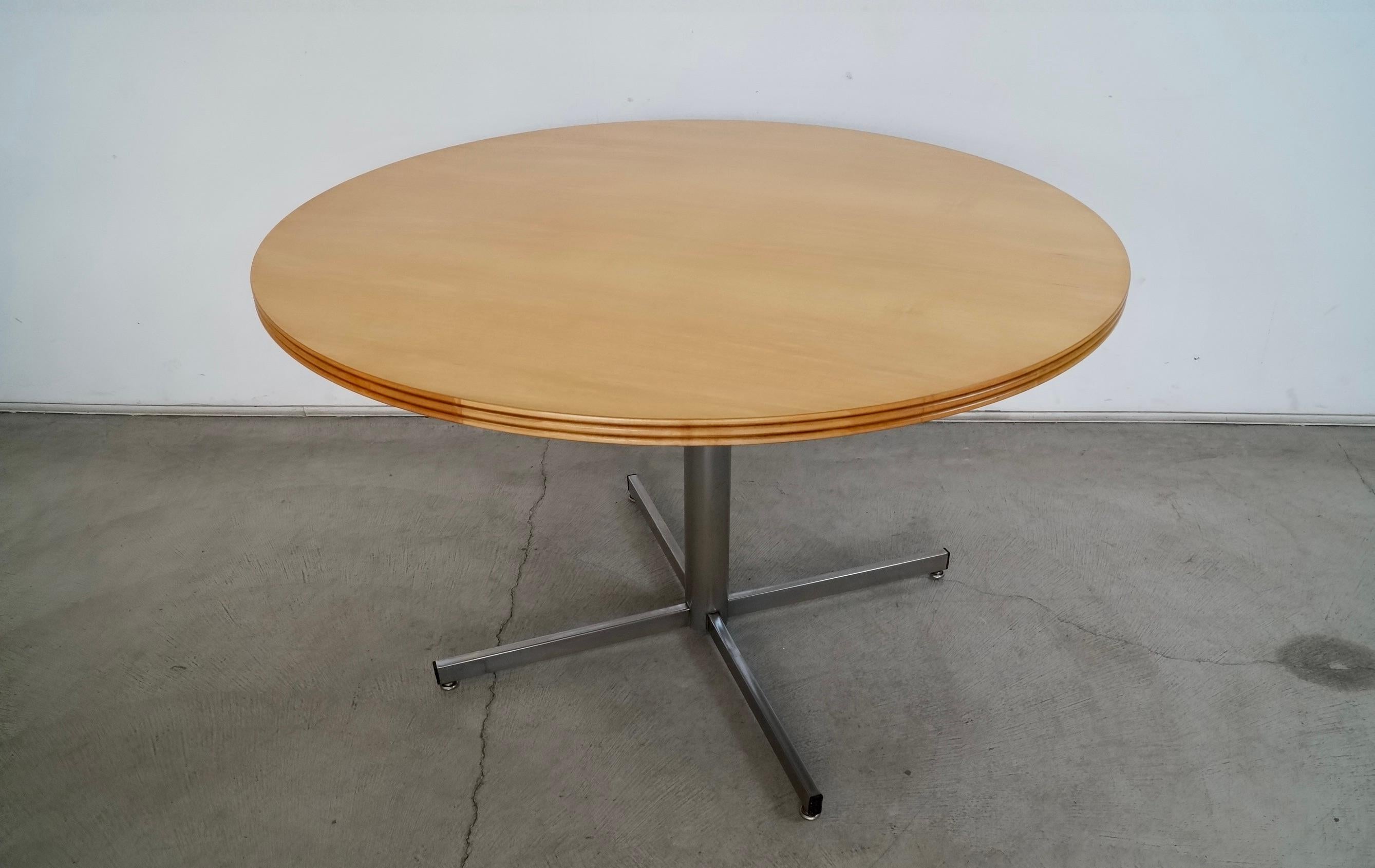 1970's Mid-Century Modern Herman Miller Style Dining Table 3