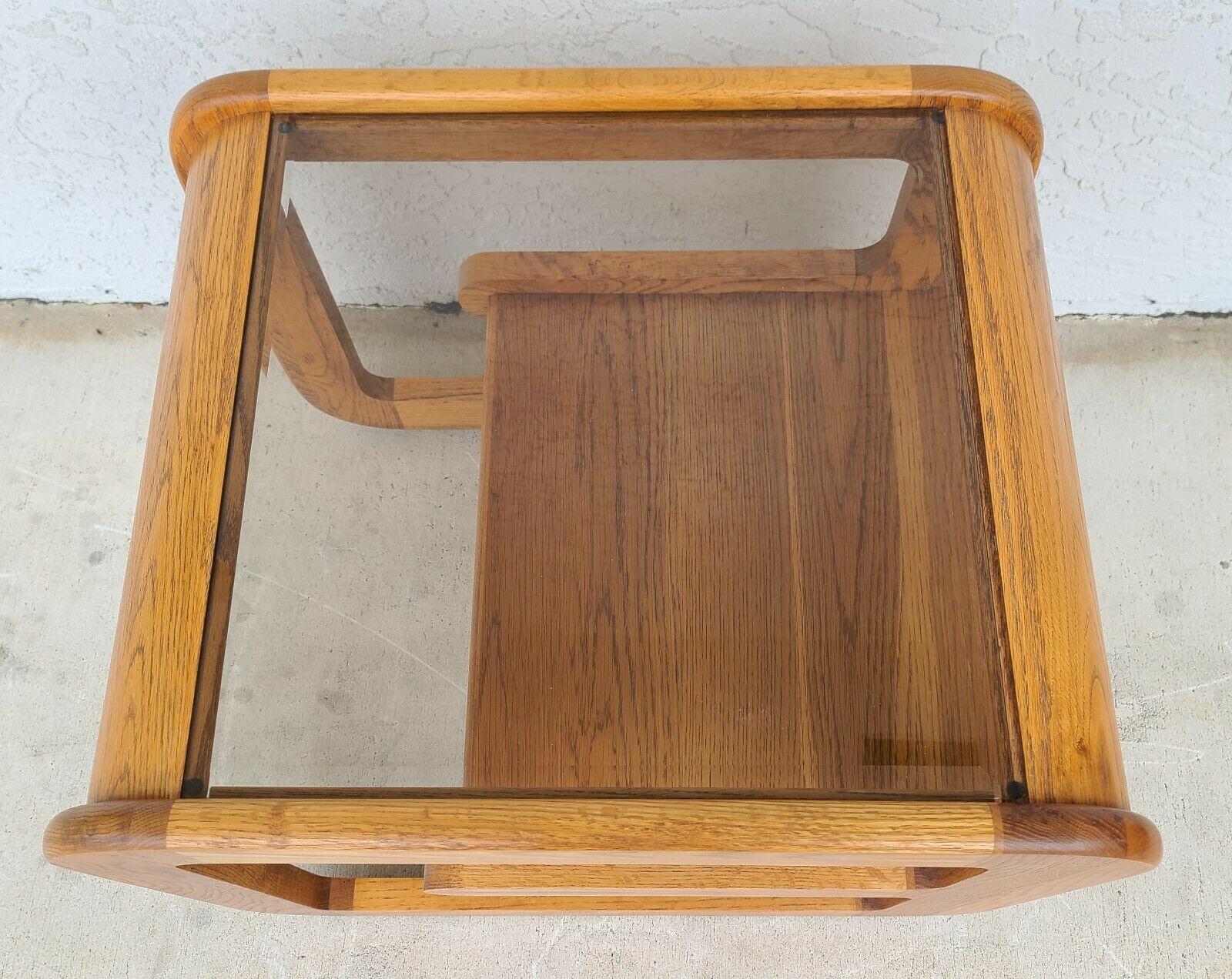 Mid-Century Modern Table d'appoint Hodges Mersman mi-siècle moderne des années 1970 en vente