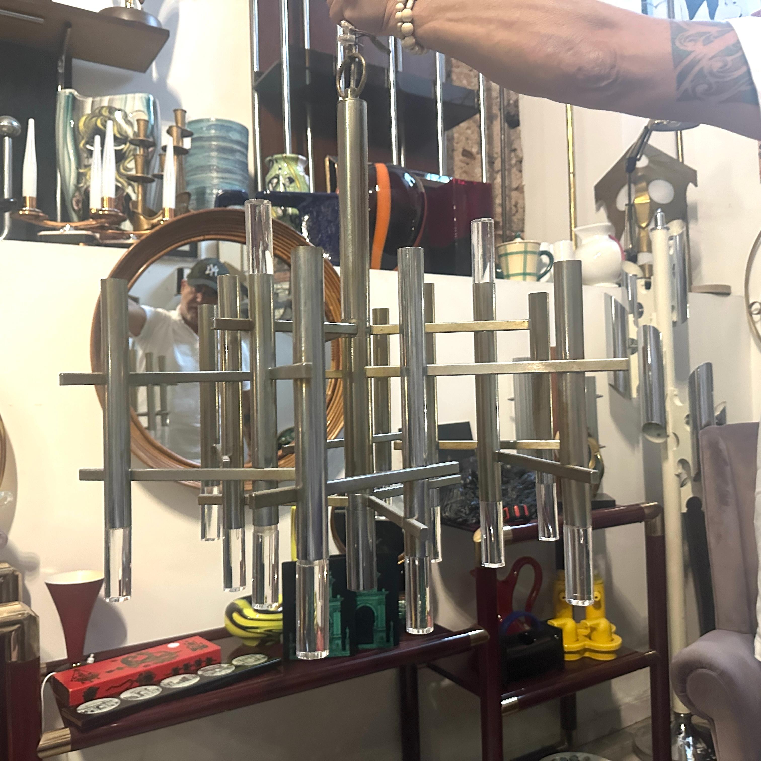 Lampadario in metallo e plexiglass di Gaetano Sciolari della metà del secolo scorso in vendita 7