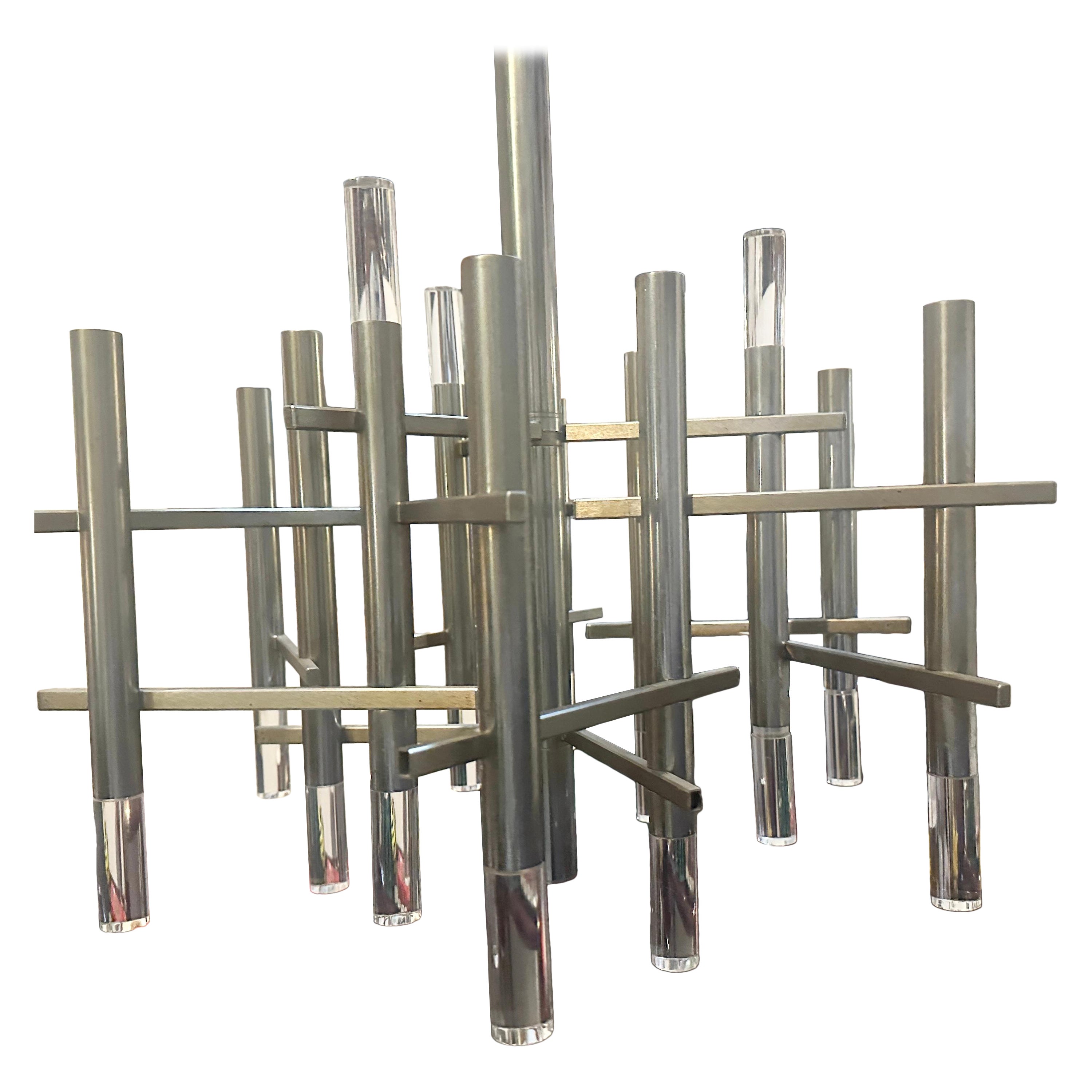 Lampadario in metallo e plexiglass di Gaetano Sciolari della metà del secolo scorso in vendita