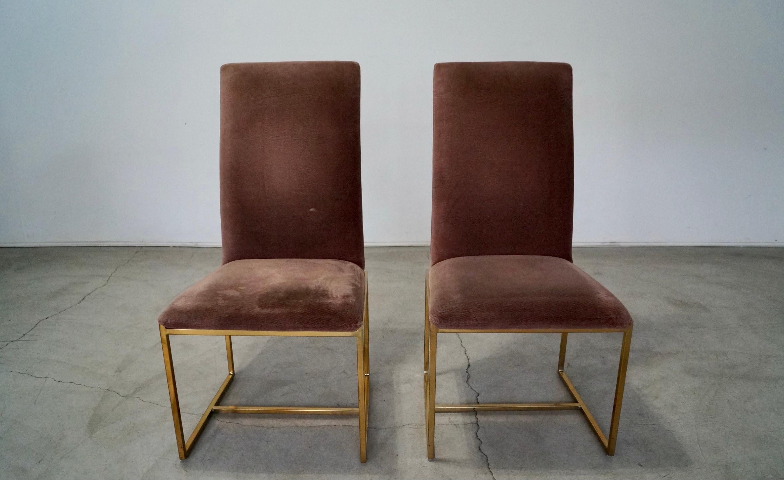 Hollywood Regency Paire de chaises de salle à manger en laiton de style Milo Baughman, mi-siècle moderne, années 1970 en vente