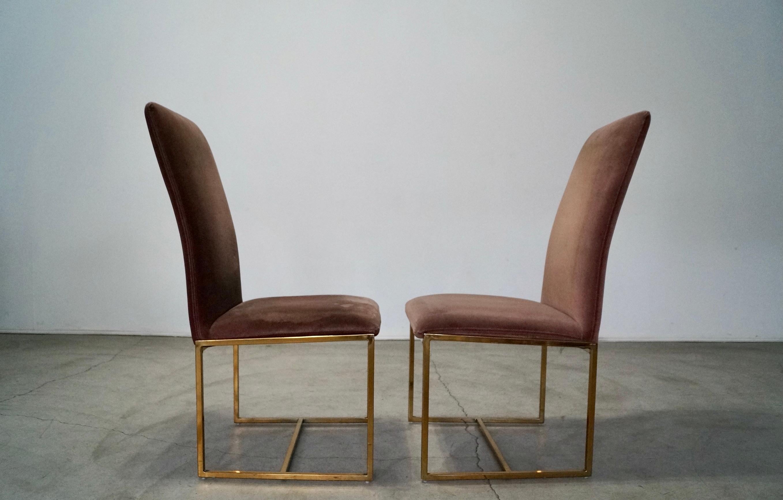 Paire de chaises de salle à manger en laiton de style Milo Baughman, mi-siècle moderne, années 1970 en vente 2