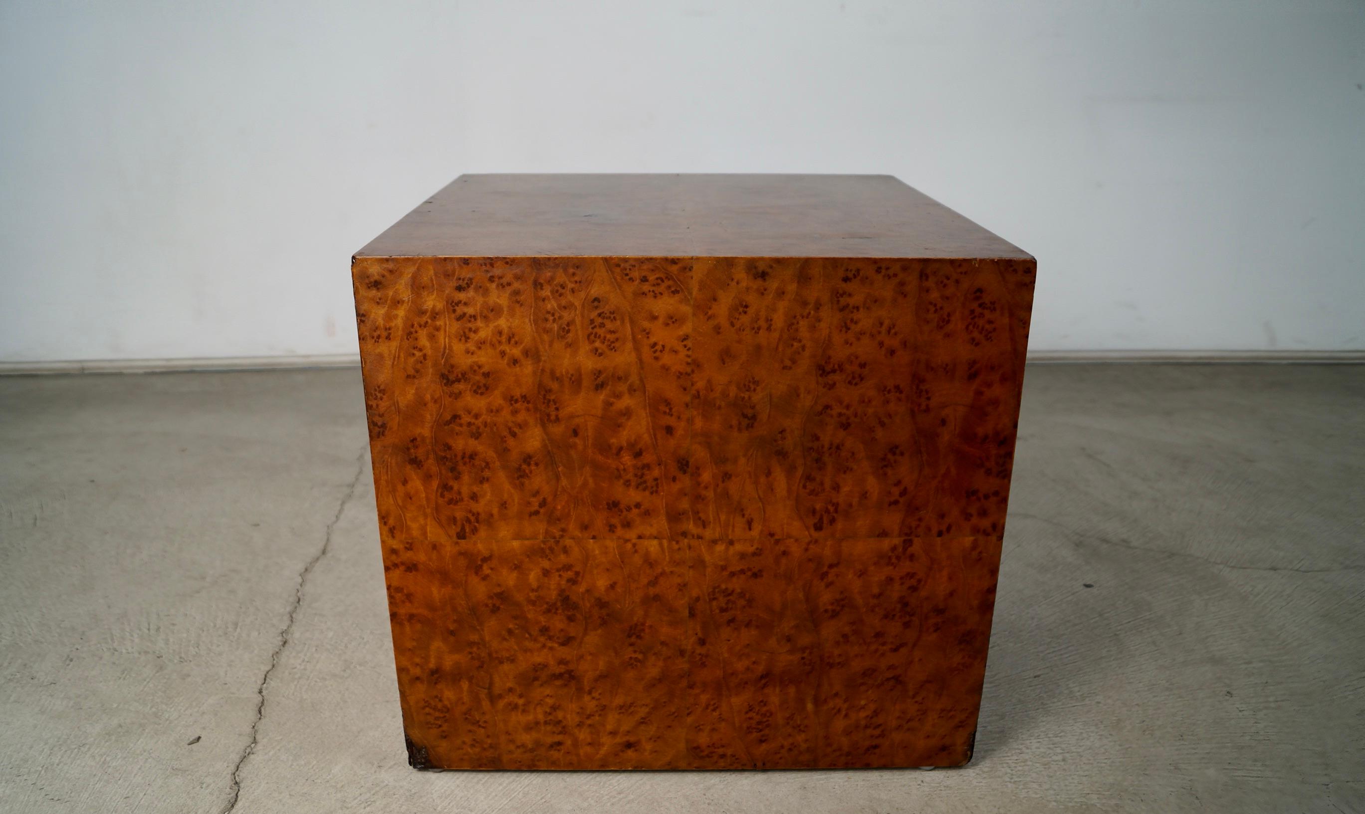 Table d'appoint / support en Wood Wood Milo Baughman des années 1970 en vente 6