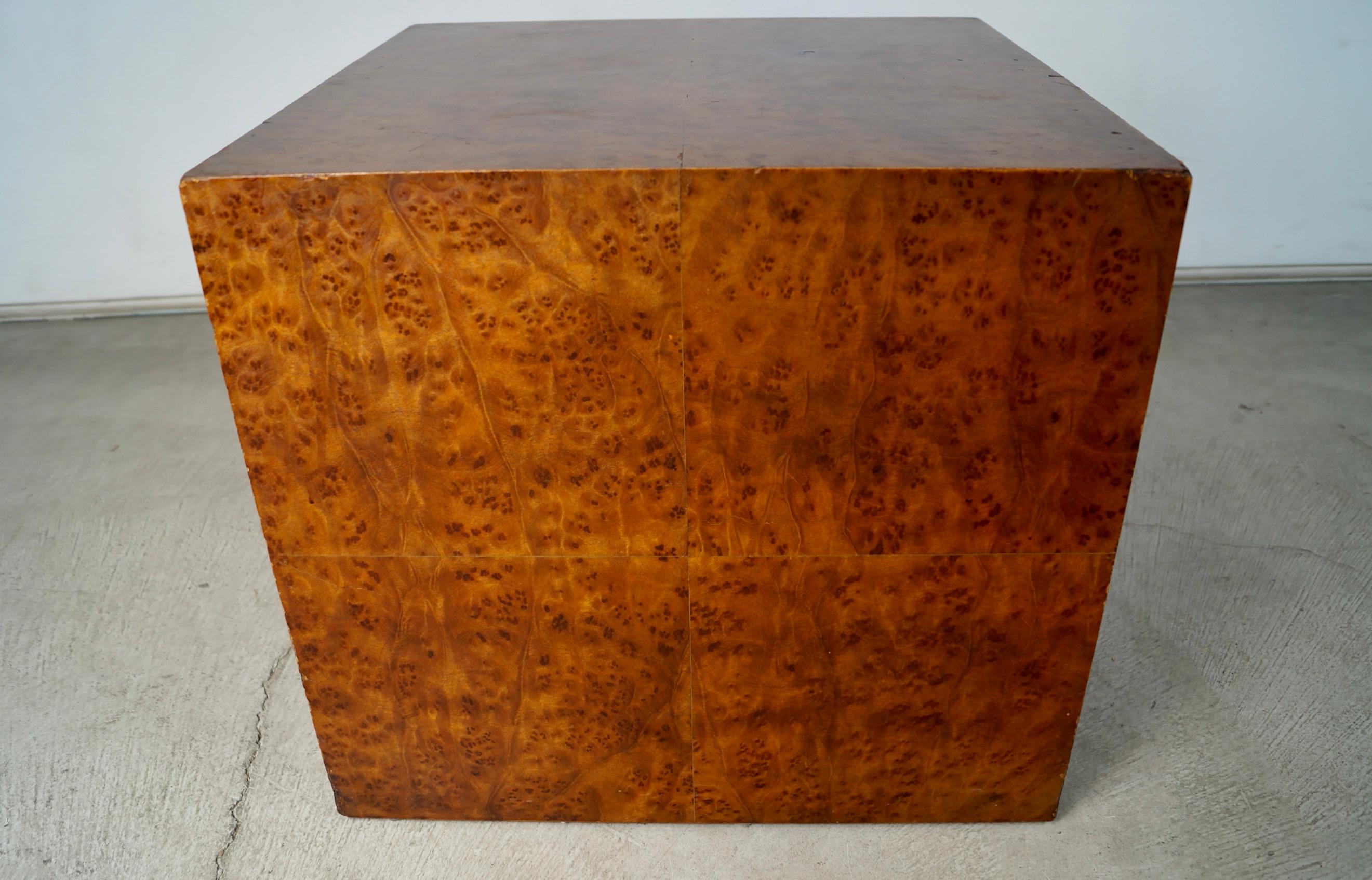 Table d'appoint / support en Wood Wood Milo Baughman des années 1970 en vente 8