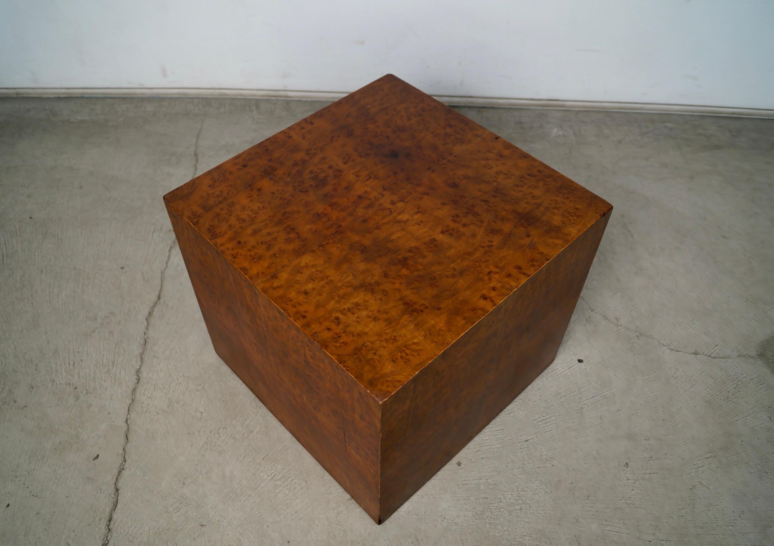 Table d'appoint / support en Wood Wood Milo Baughman des années 1970 en vente 2