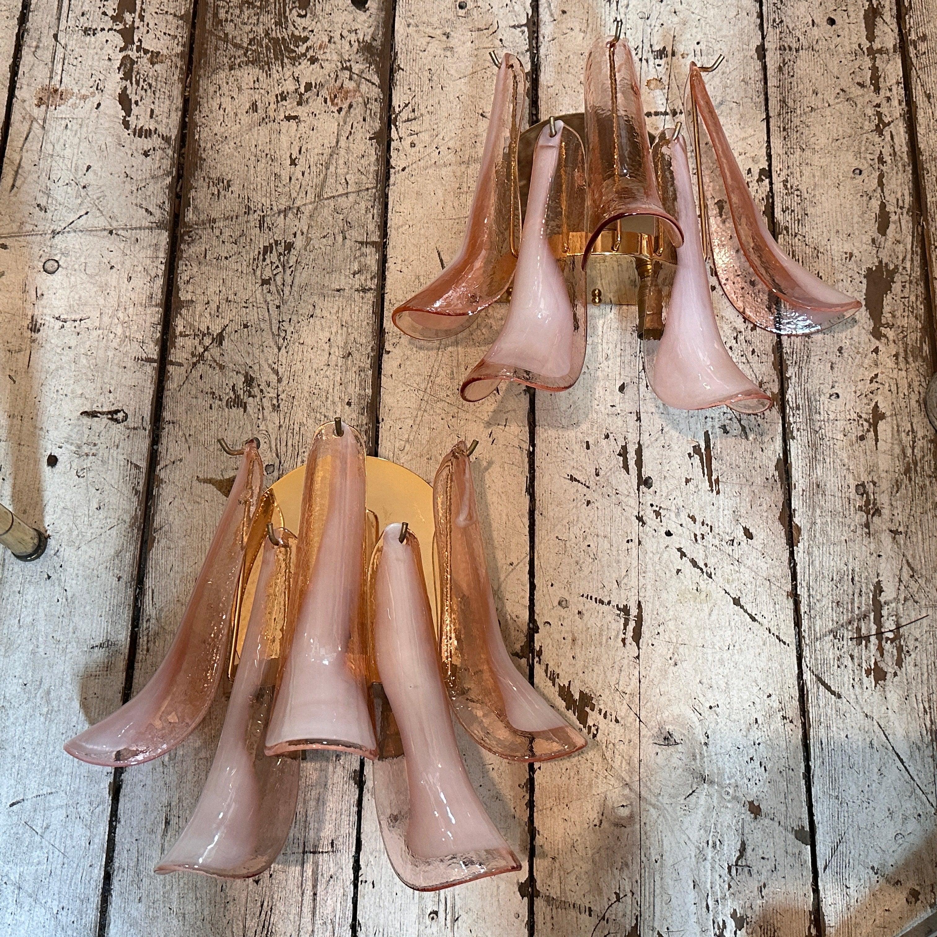 1970s Mid-Century Modern Pink and White Murano Glass Wall Sconces by La Murrina In Excellent Condition In Aci Castello, IT