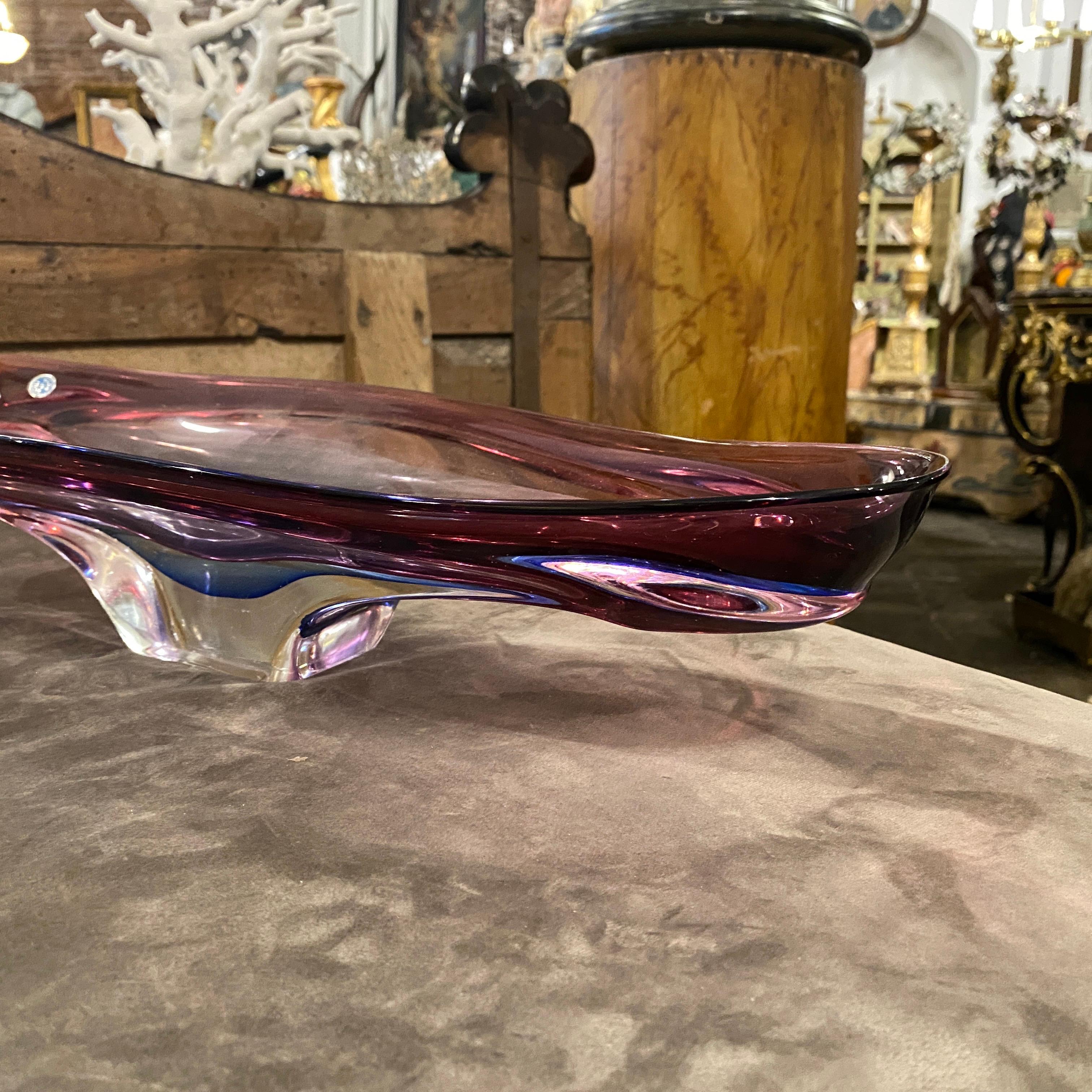 It's an amazing oval murano glass centerpiece attributed to Seguso, It has been made in the Seventies in Murano.