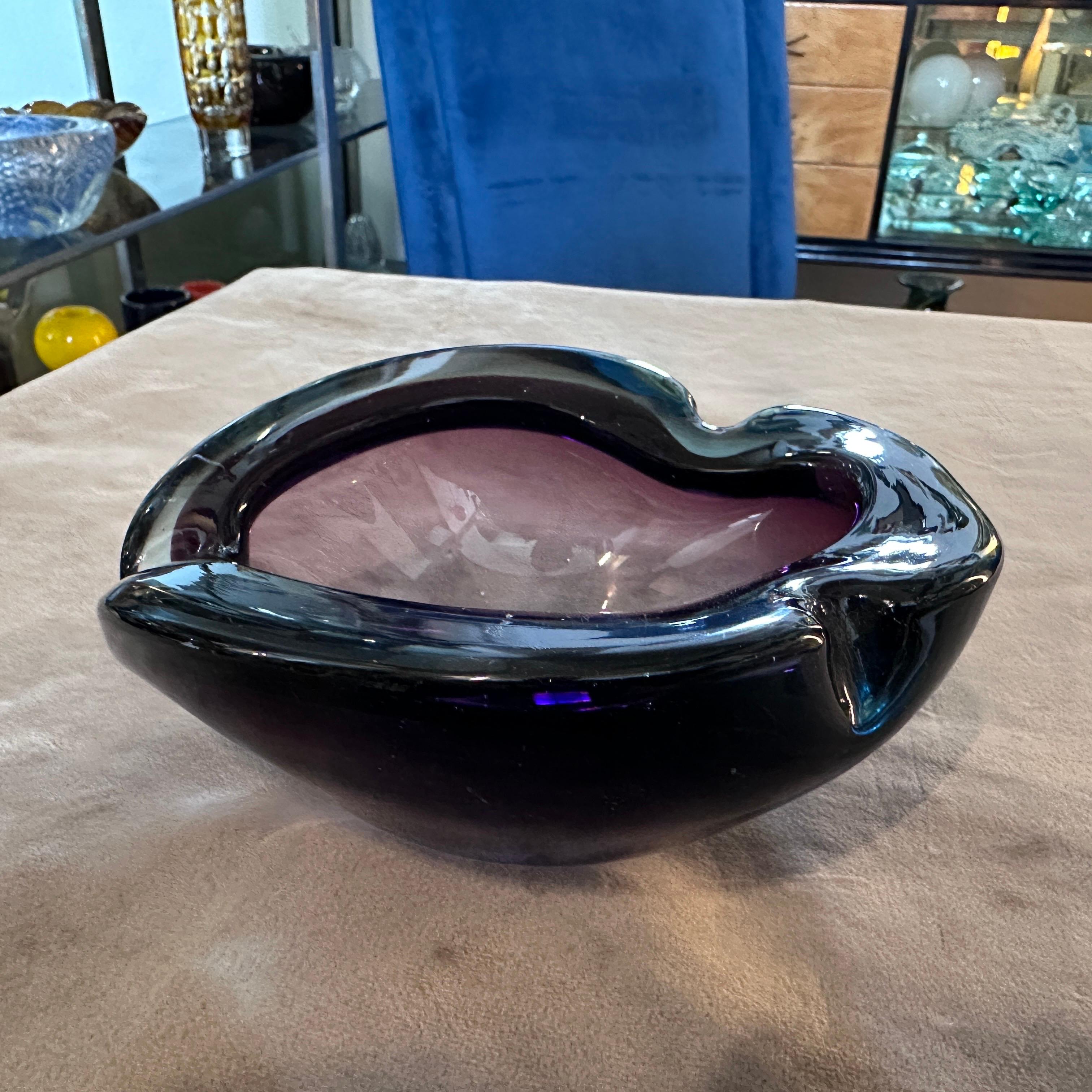 Italian 1970s Mid-Century Modern Purple and Blue Murano Glass Ashtray  For Sale
