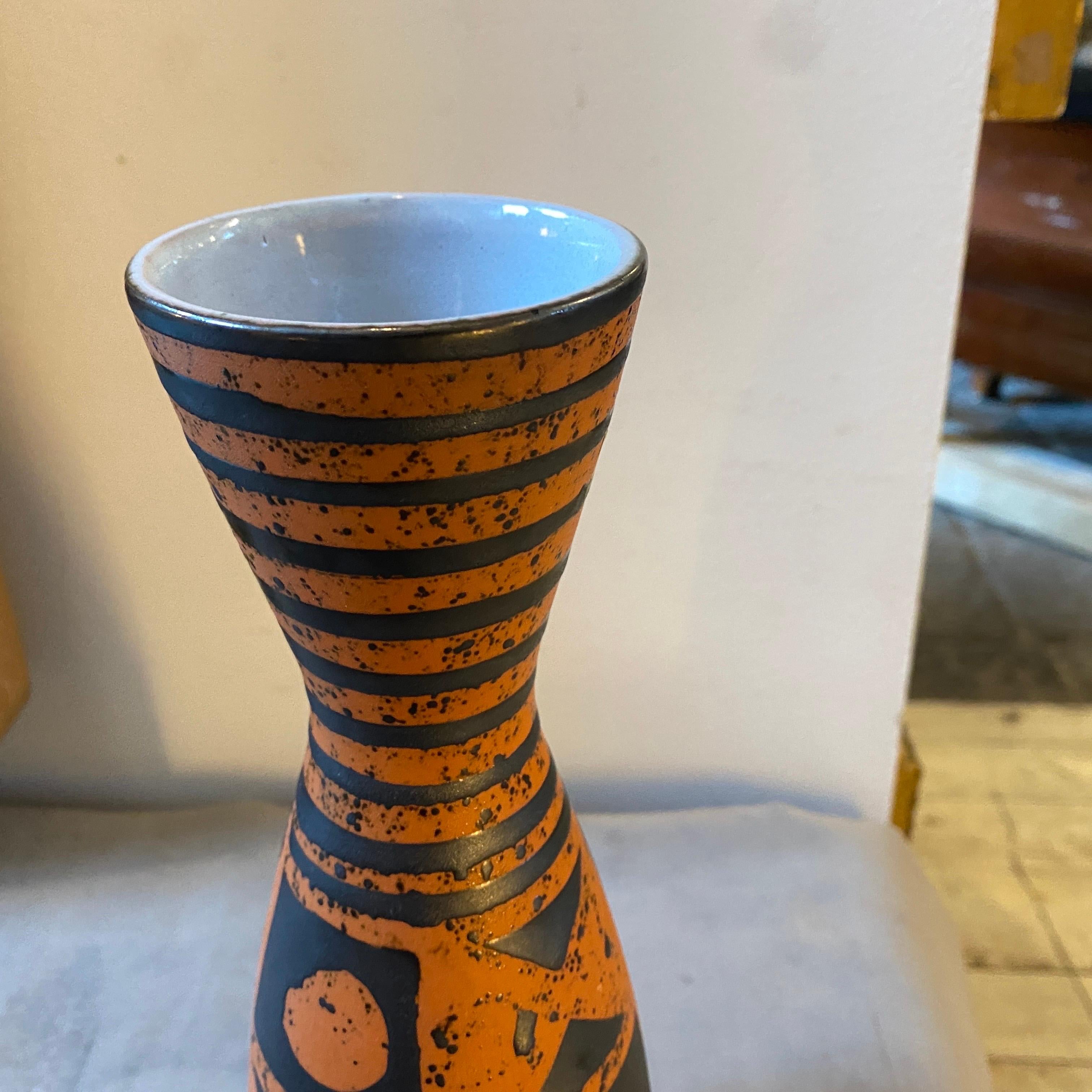 1970s Mid-Century Modern Red and Black Ceramic Vase by Carstens Tönnieshof In Excellent Condition In Aci Castello, IT