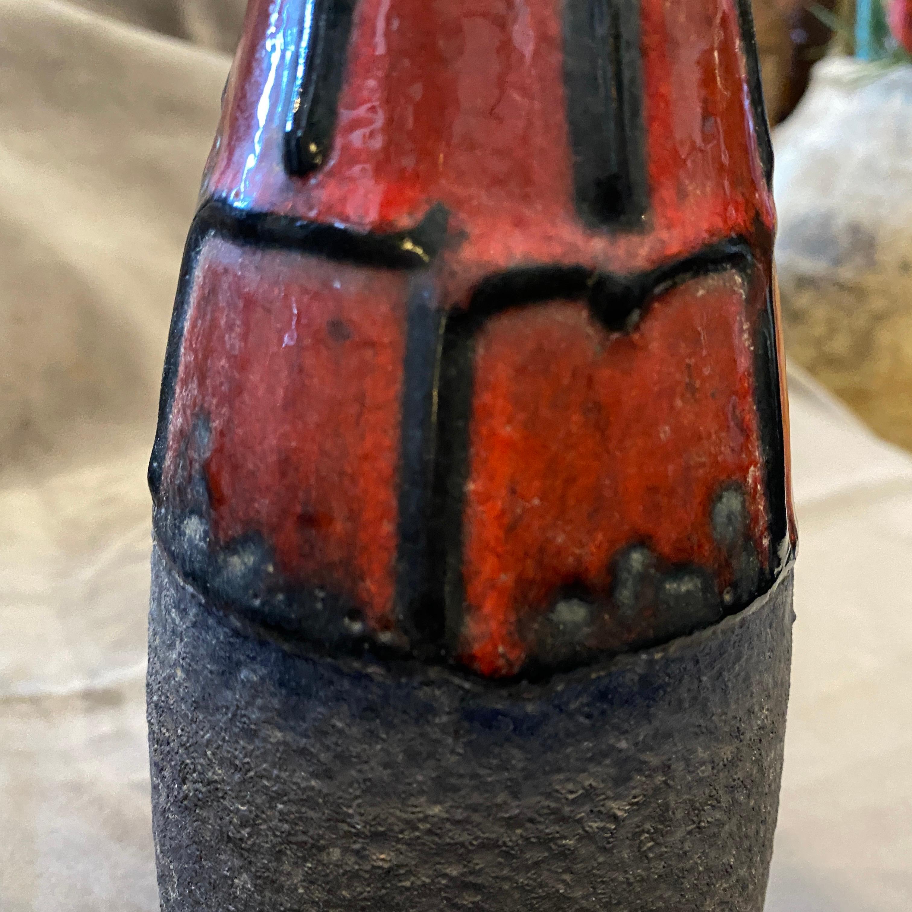 1970s Mid-Century Modern Red and Black Fat Lava Ceramic Vase by Roth For Sale 3