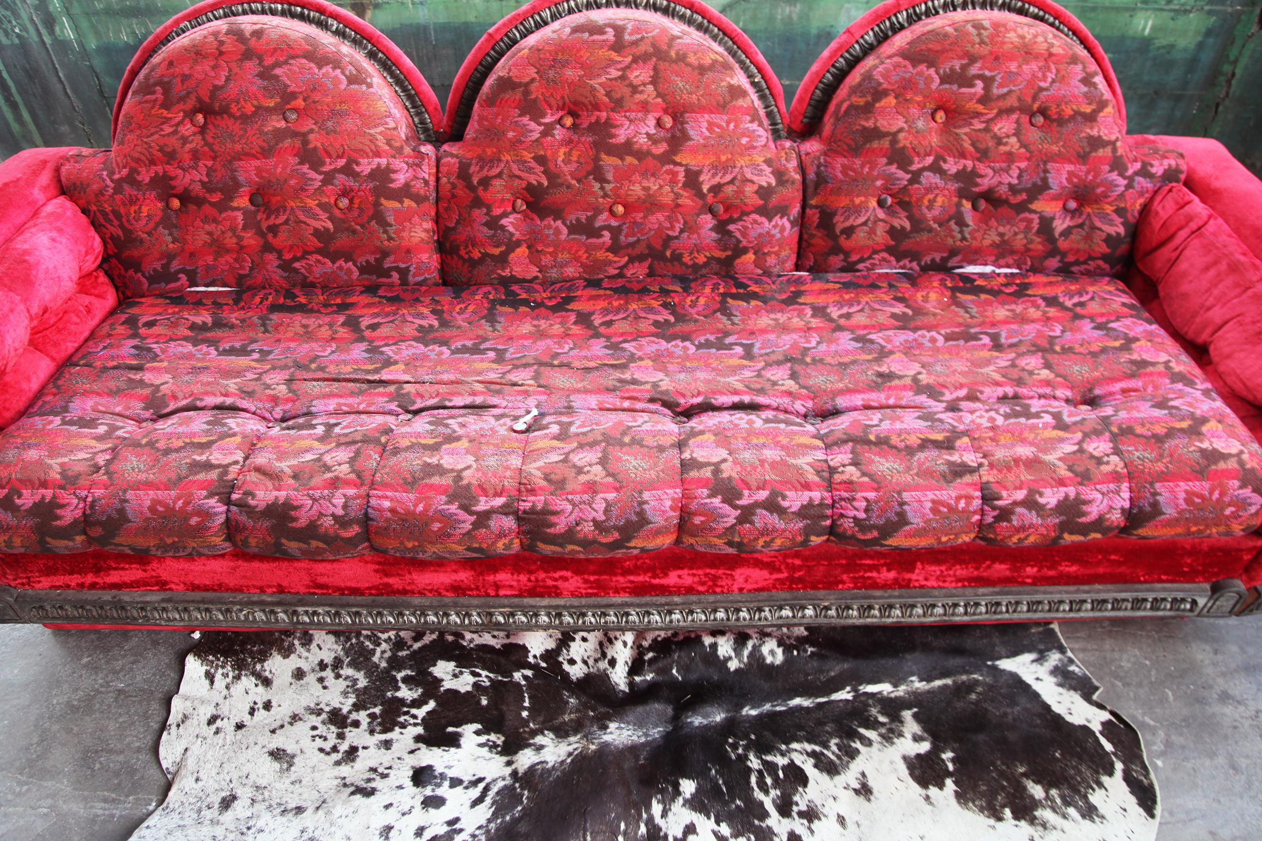 1970s Mid Century Modern Red Velvet Three Seater Plinth Base Sofa In Good Condition For Sale In Madison, WI
