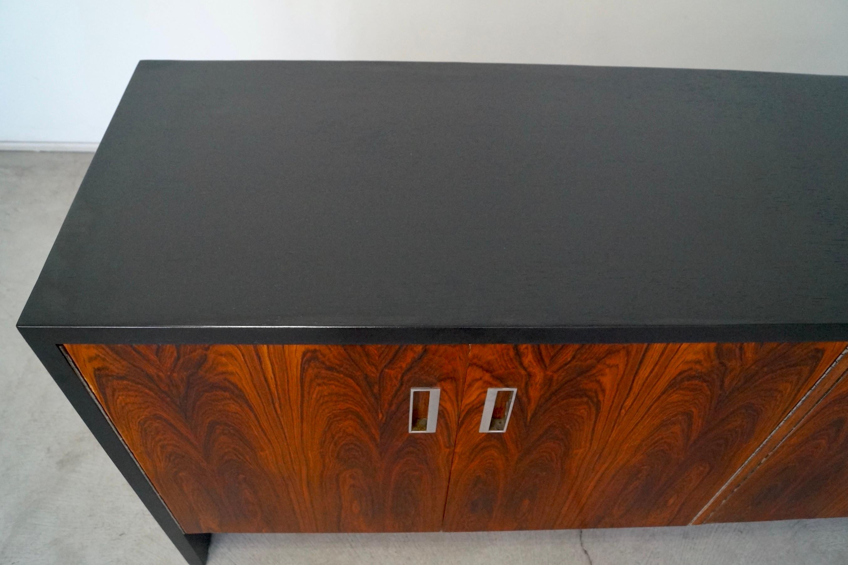 1970's Mid-Century Modern Robert Baron Rosewood Credenza / Sideboard For Sale 12