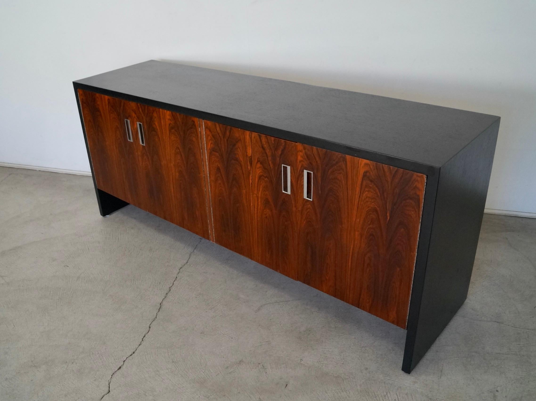 1970's Mid-Century Modern Robert Baron Rosewood Credenza / Sideboard For Sale 2