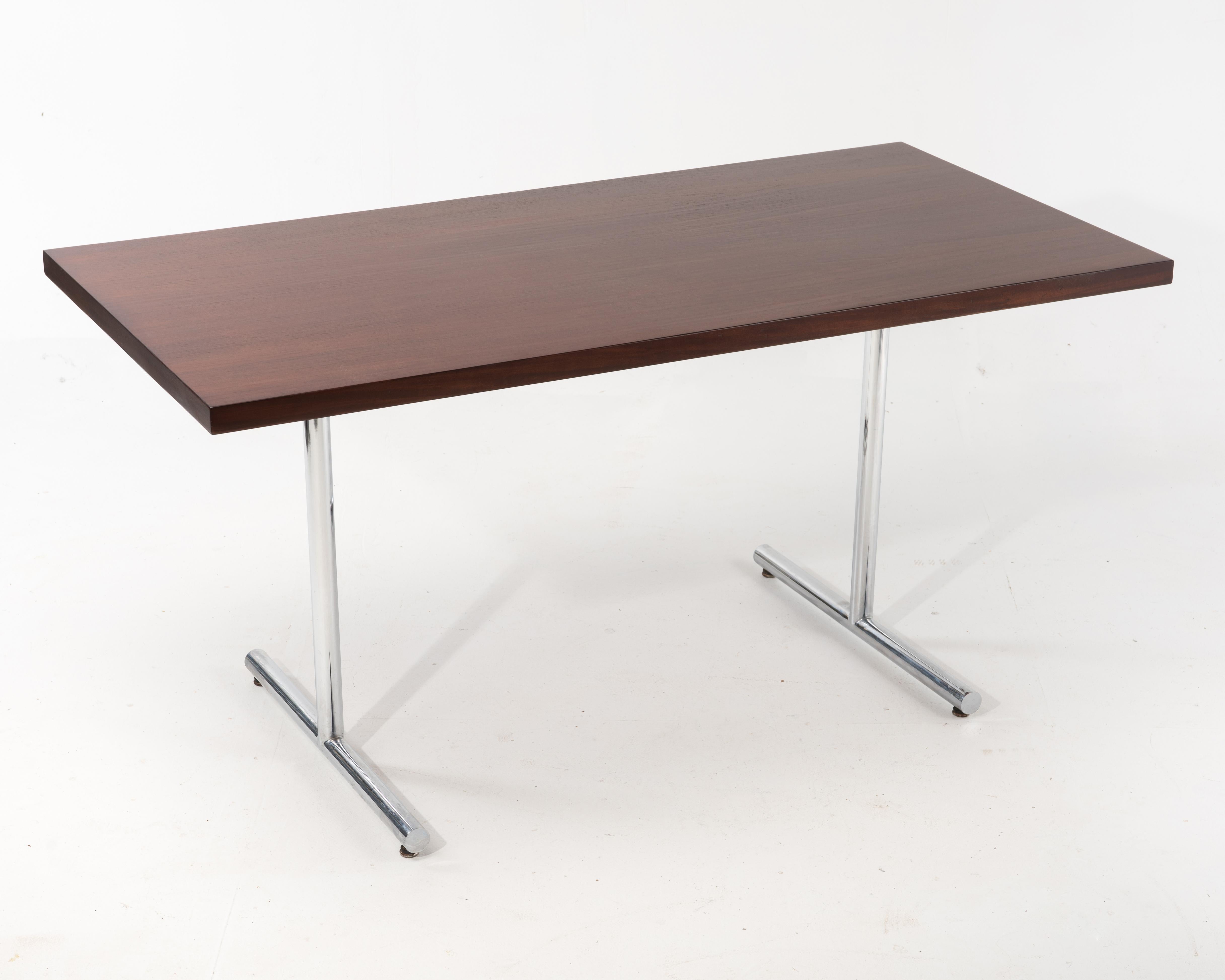1970s Mid-Century Modern Rosewood Chrome Desk Dining Working Table In Good Condition In Lambertville, NJ