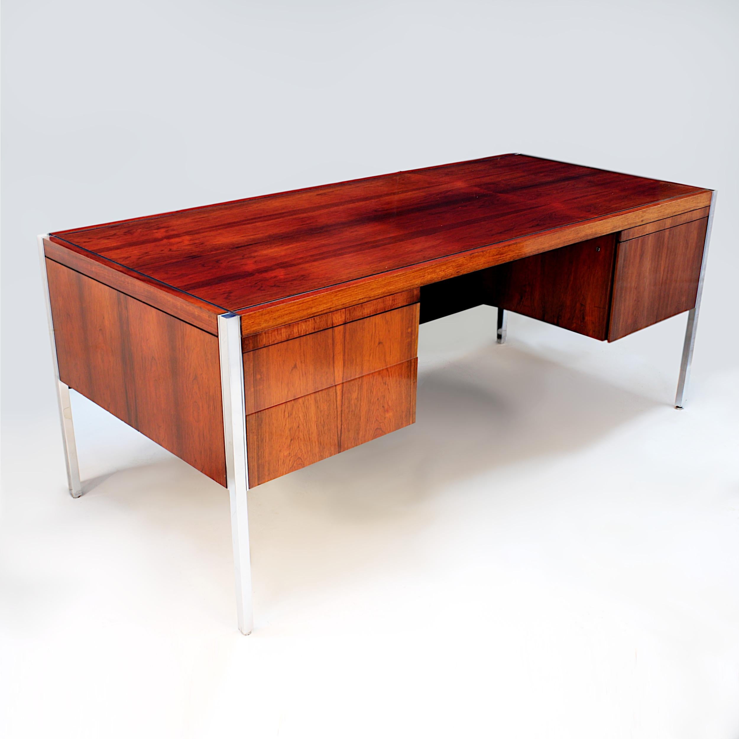American 1970s Mid-Century Modern Rosewood Executive Desk by Richard Schultz for Knoll