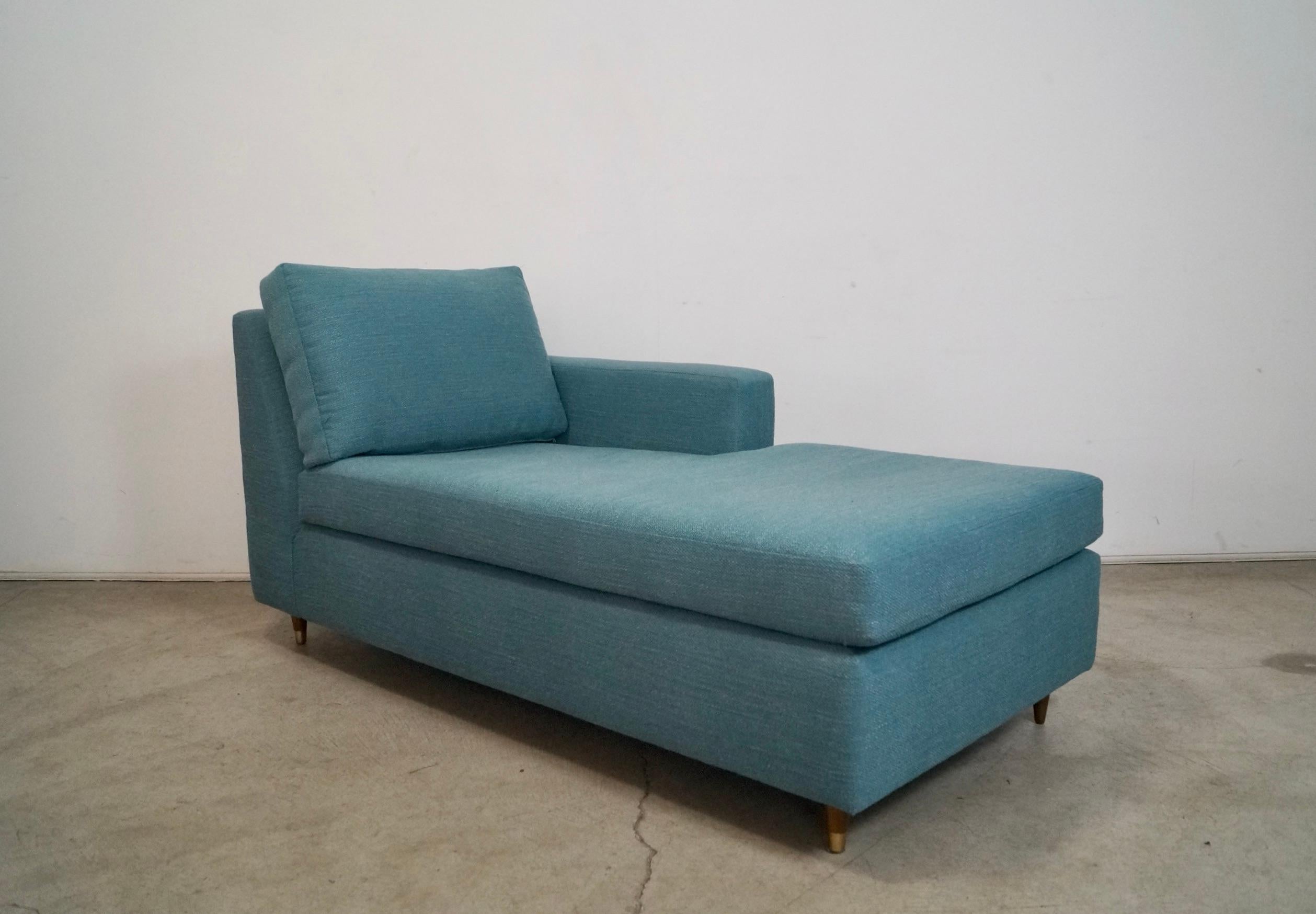 1970's Mid-Century Modern Single Arm Reupholstered Chaise Lounge Daybed For Sale 7