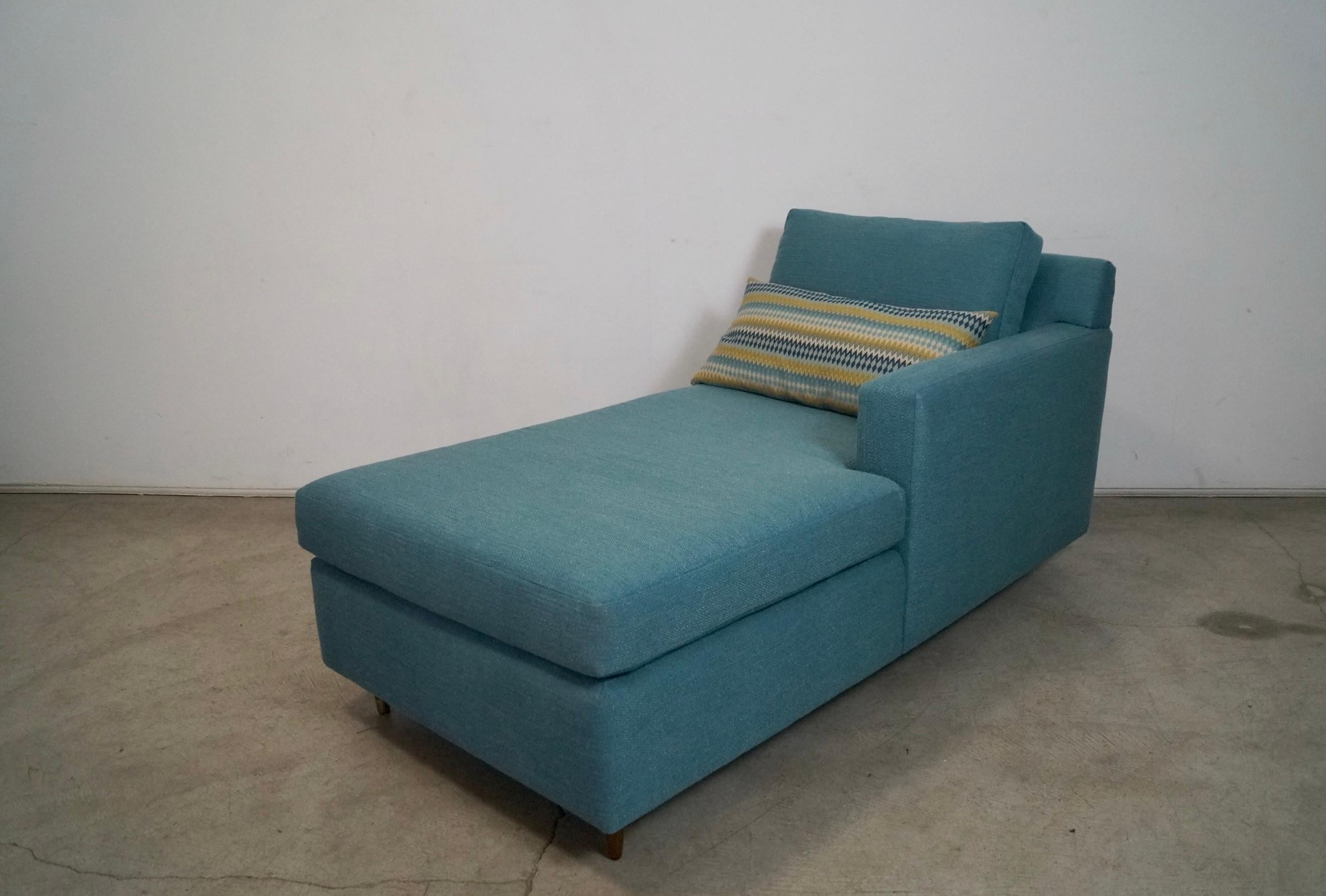 1970's Mid-Century Modern Single Arm Reupholstered Chaise Lounge Daybed For Sale 1