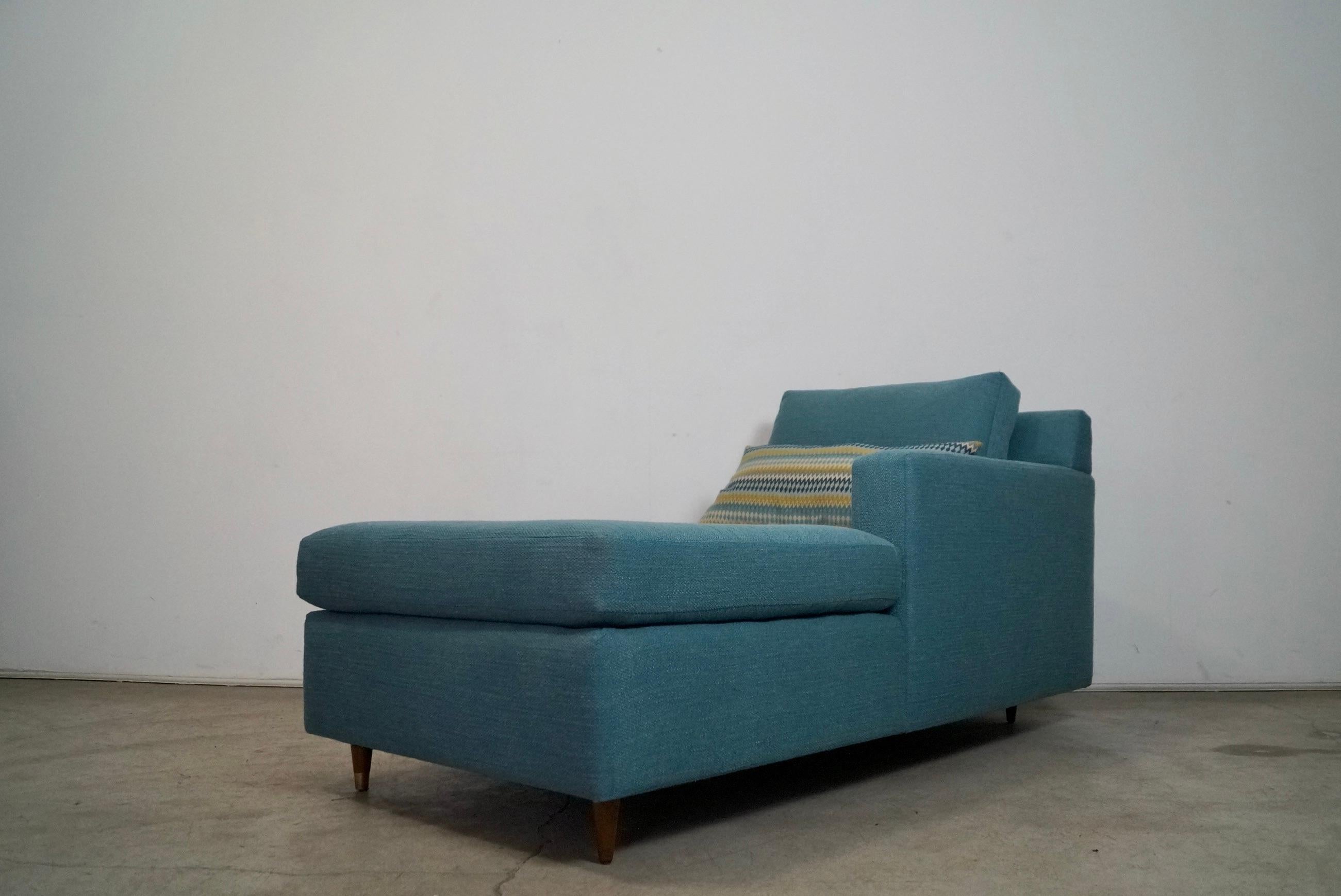 1970's Mid-Century Modern Single Arm Reupholstered Chaise Lounge Daybed For Sale 2