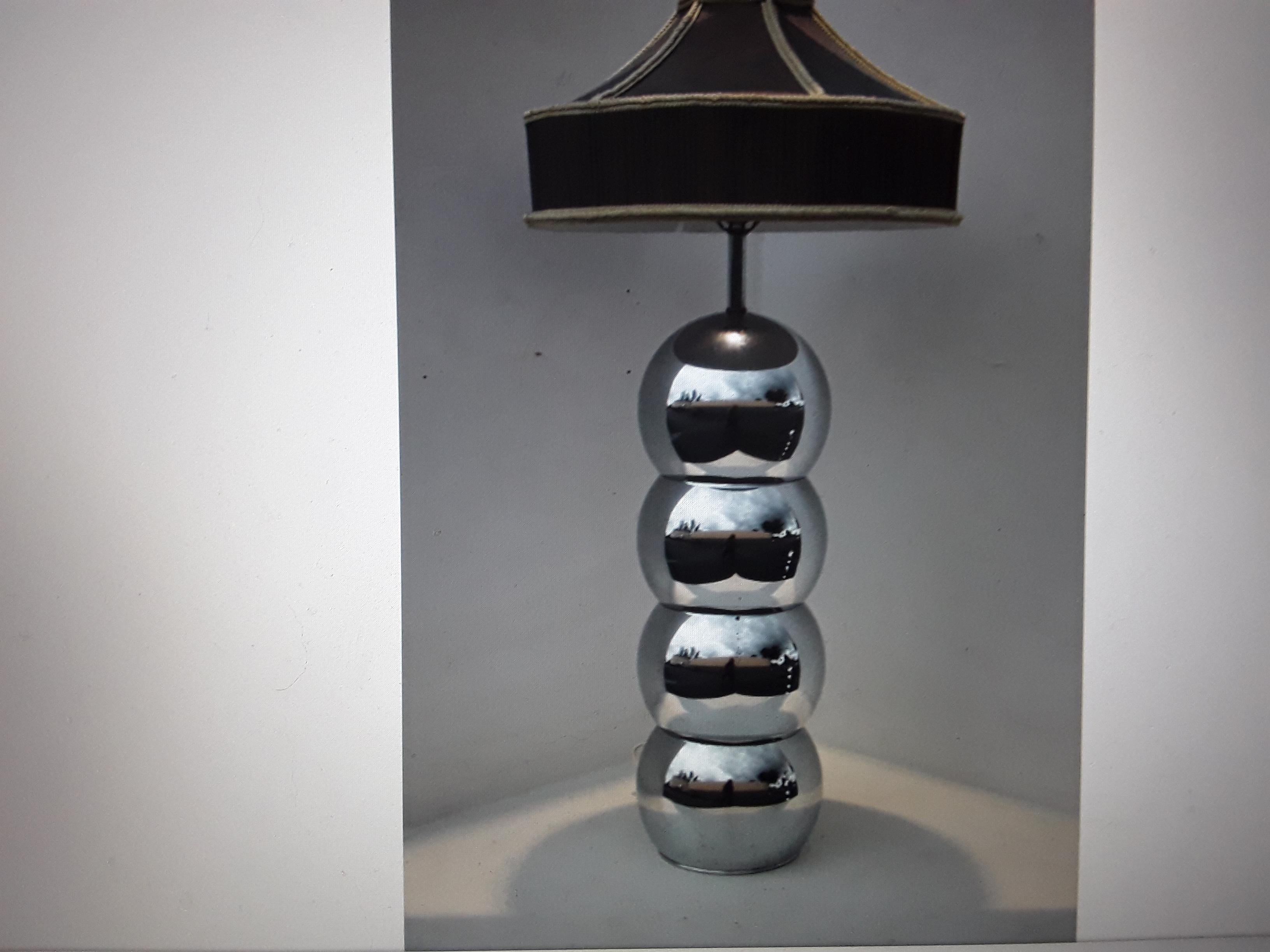 1970's Mid Century Modern Stacked Chrome Balls Table Lamp For Sale 5
