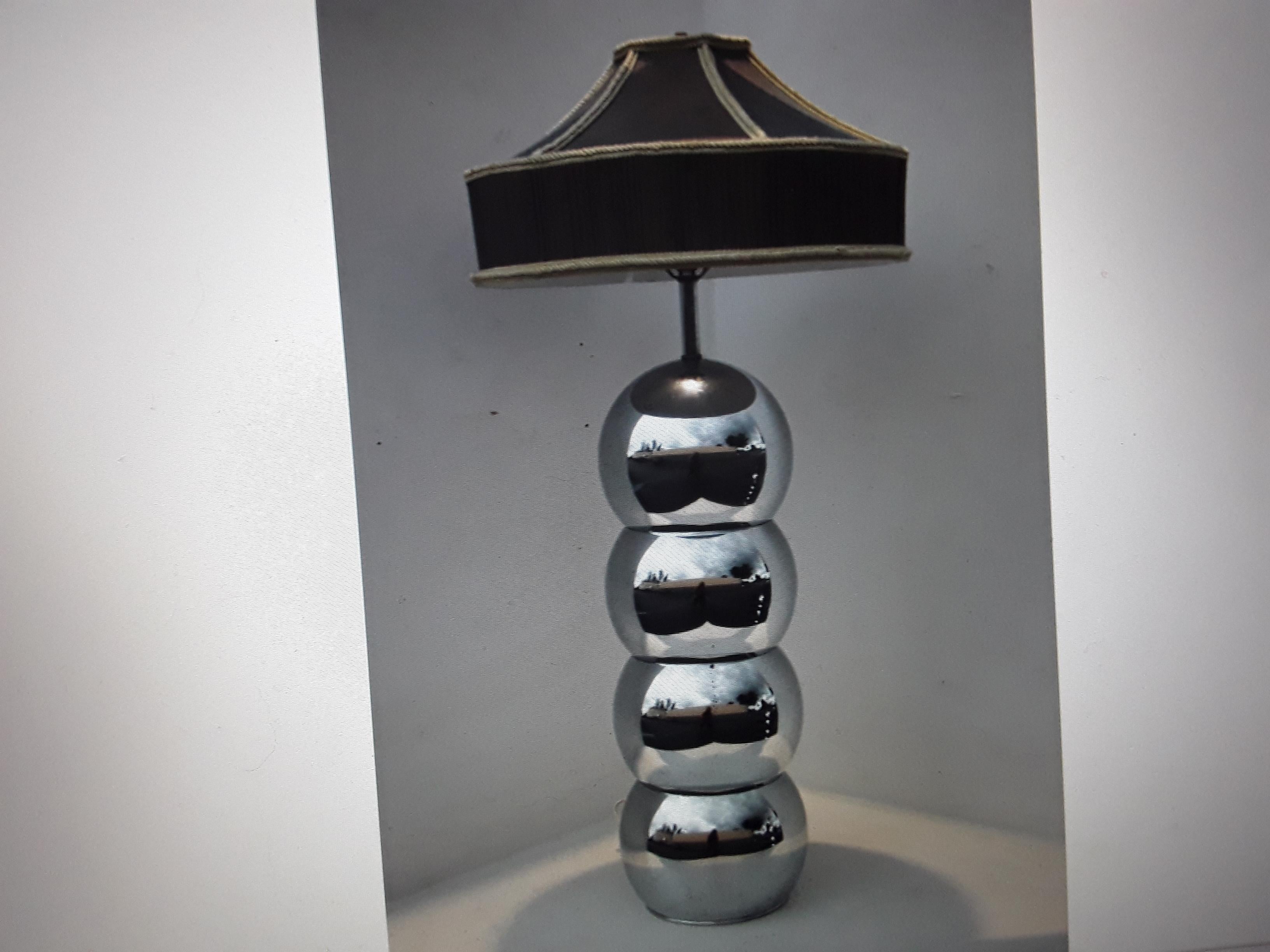 1970's Mid Century Modern Chrome Table Lamp. Lamp shade included. Beautiful modern lamp.