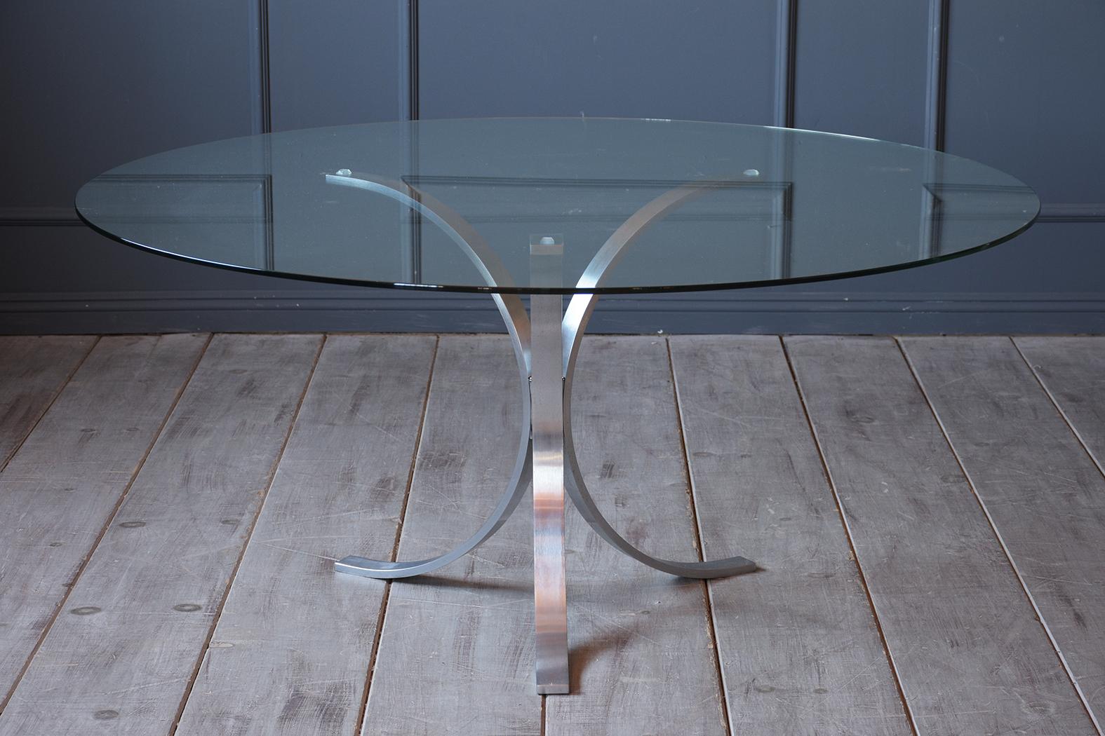 1970s Mid-Century Modern Style Chrome Pedestal Table In Good Condition In Los Angeles, CA