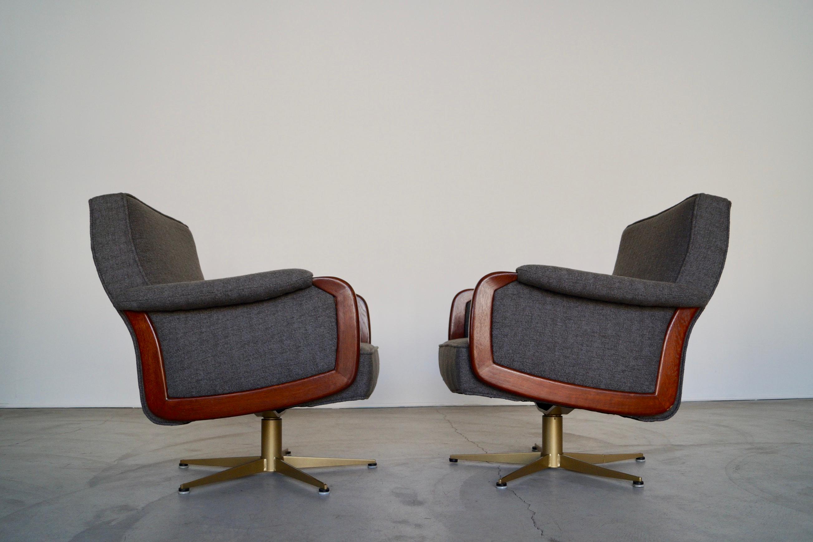 1970's Mid-Century Modern Swivel Lounge Chairs - a Pair For Sale 4