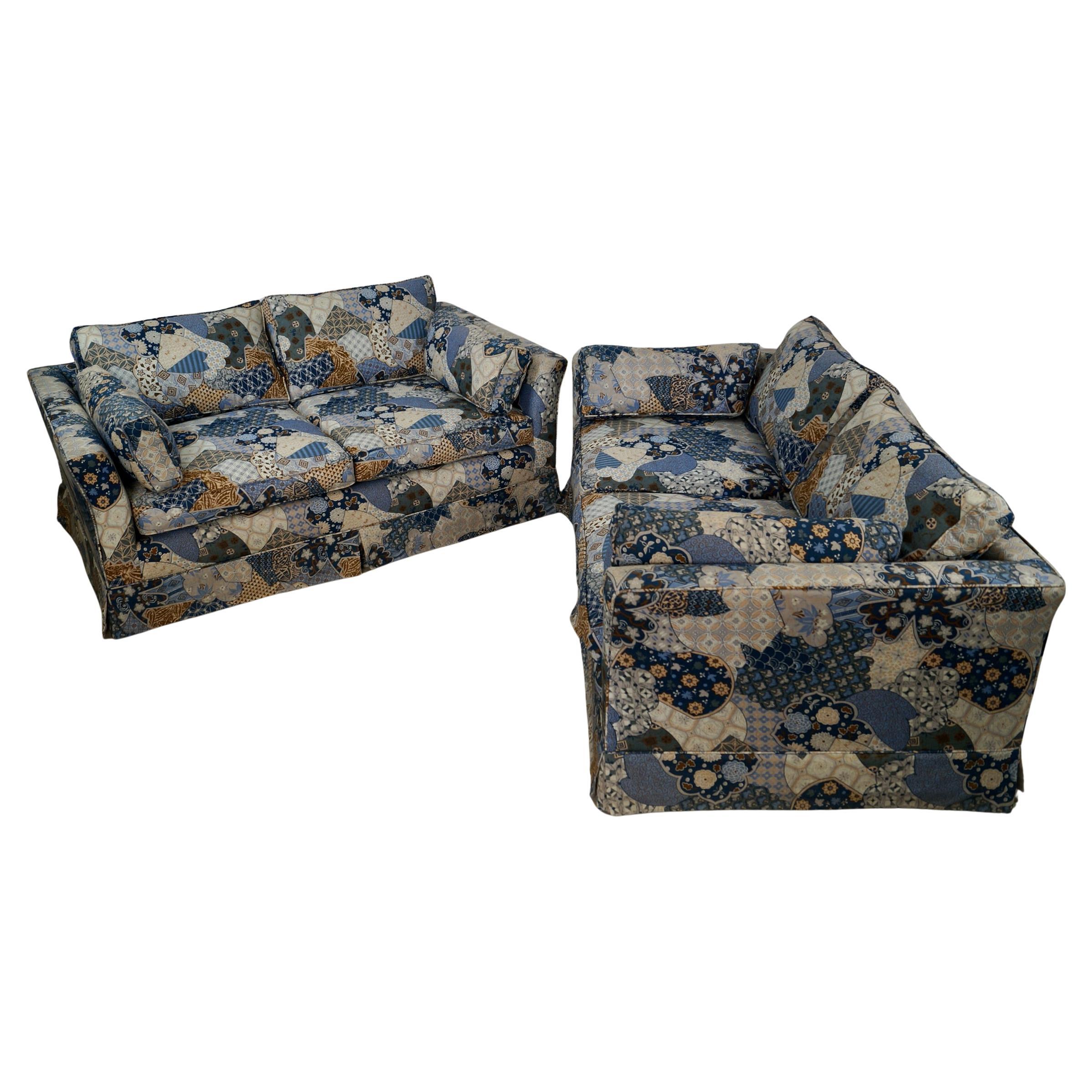 1970's Mid-Century Modern Tuxedo Loveseats - ein Paar