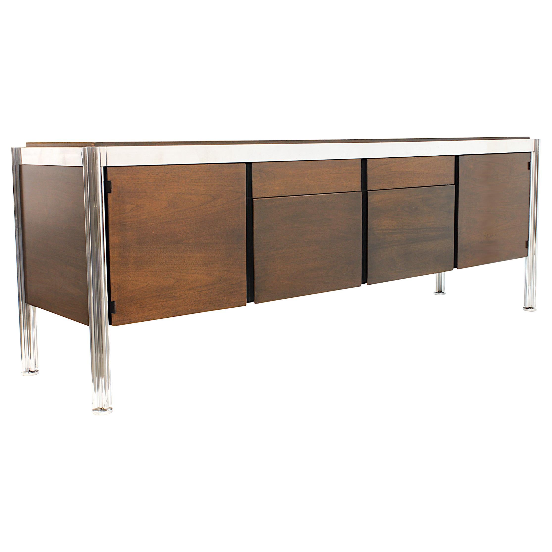 1970s Mid-Century Modern Walnut and Aluminum Credenza by George Ciancimino