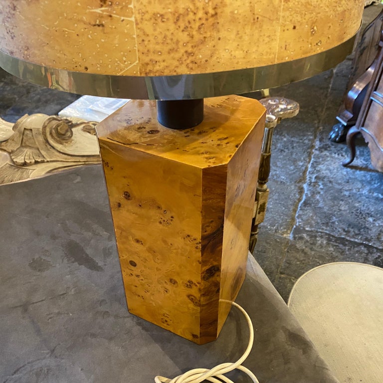 1970s Mid-Century Modern Walnut Italian Table Lamp For Sale 6