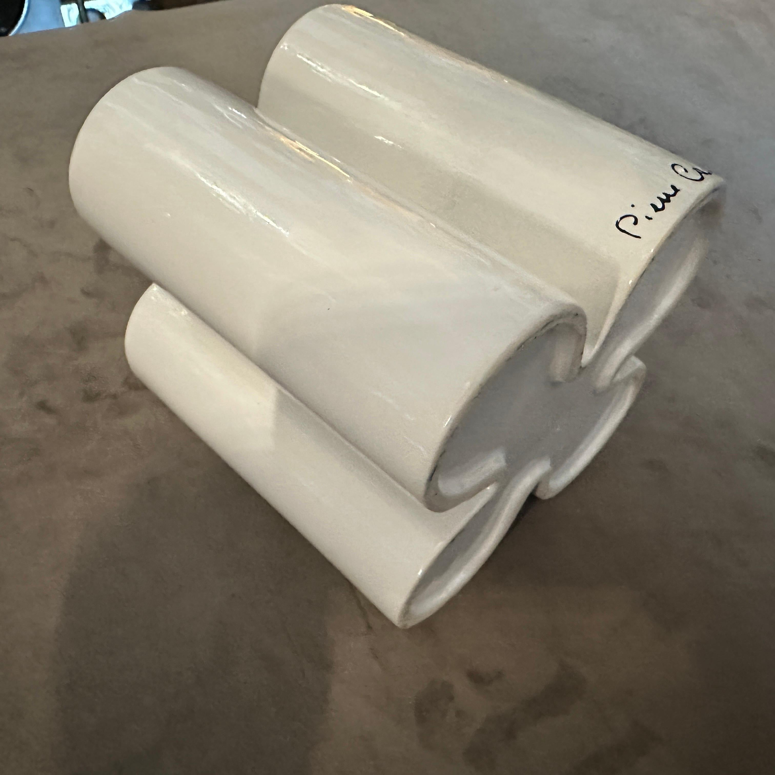 20th Century 1970s Mid-Century Modern White Ceramic Vase by Pierre Cardin For Sale