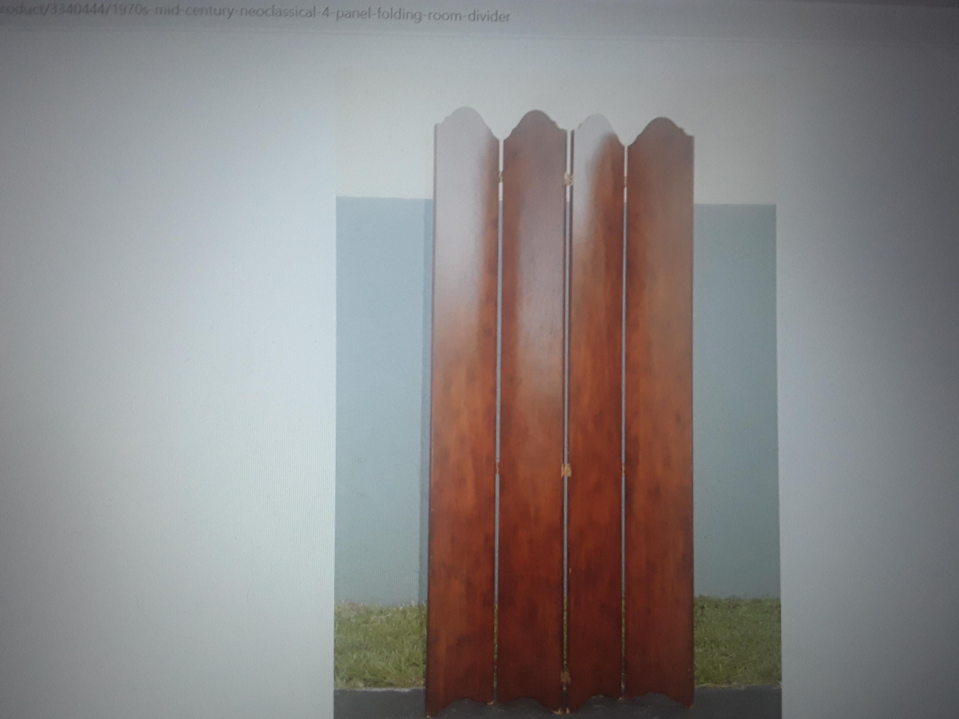 1970's Mid Century Neoclassical 4 Panel Room Dividing Screen - Carved Wood In Good Condition For Sale In Opa Locka, FL