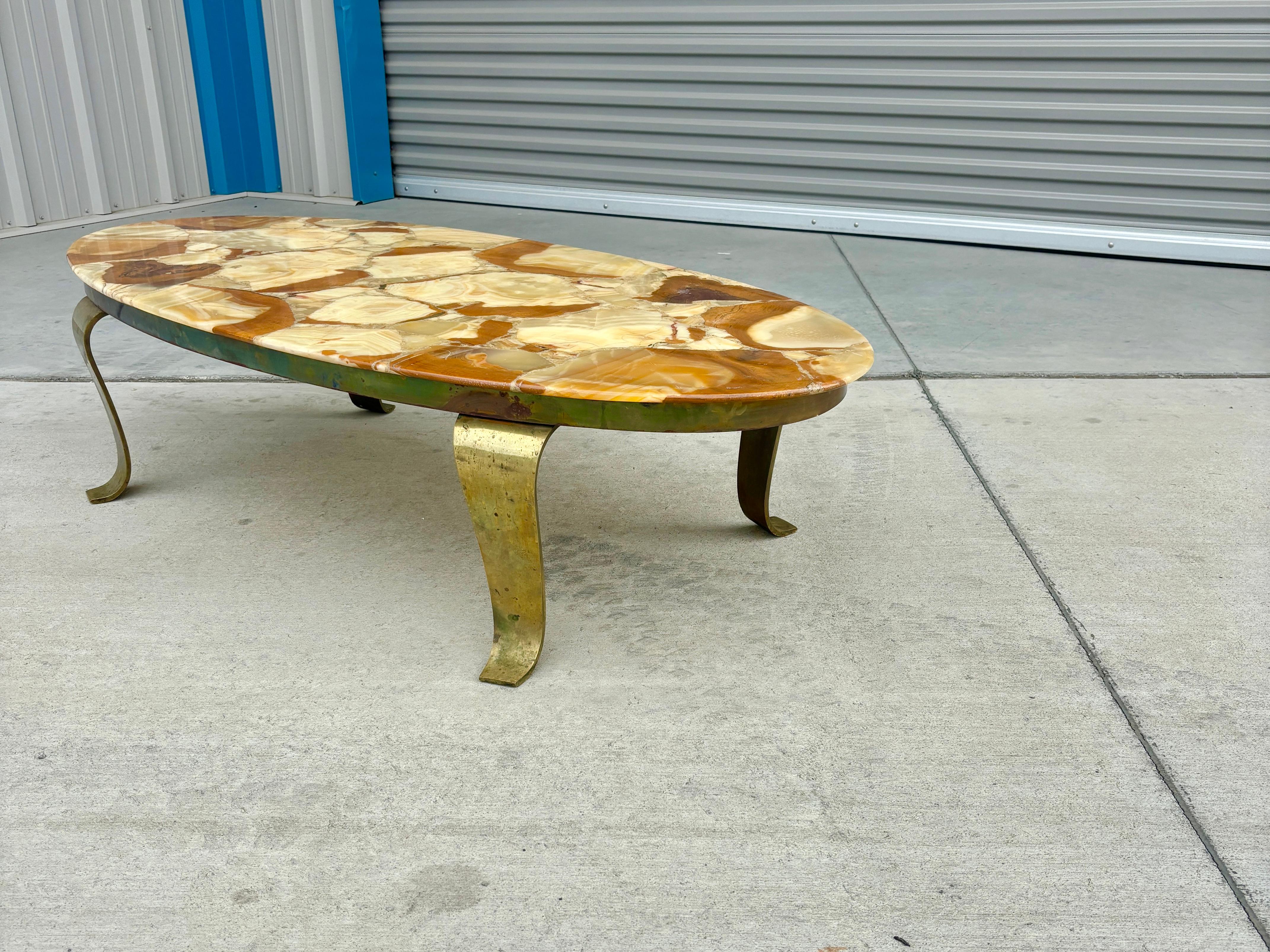 Mesa baja de ónice y latón de mediados de la década de 1970 de Arturo Pani para Muller en venta 4