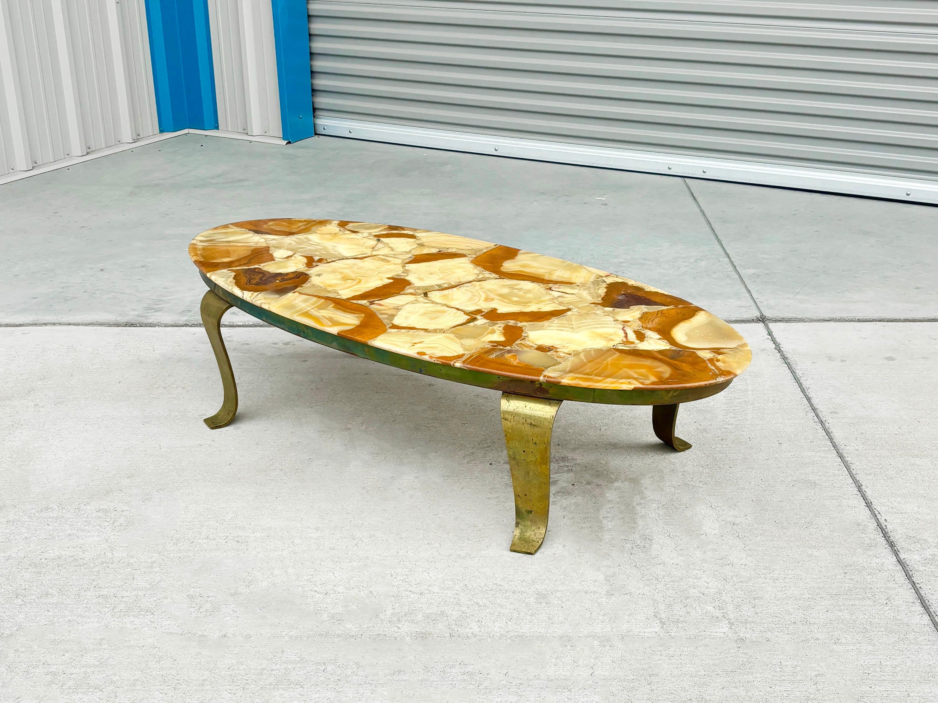 Couchtisch aus Onyx und Messing aus der Mitte des Jahrhunderts von Arturo Pani für Muller, 1970er Jahre im Angebot 3
