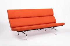 Poudrier de canapé orange du milieu du siècle dernier par Charles & Ray Eames pour Herman Miller, années 1970