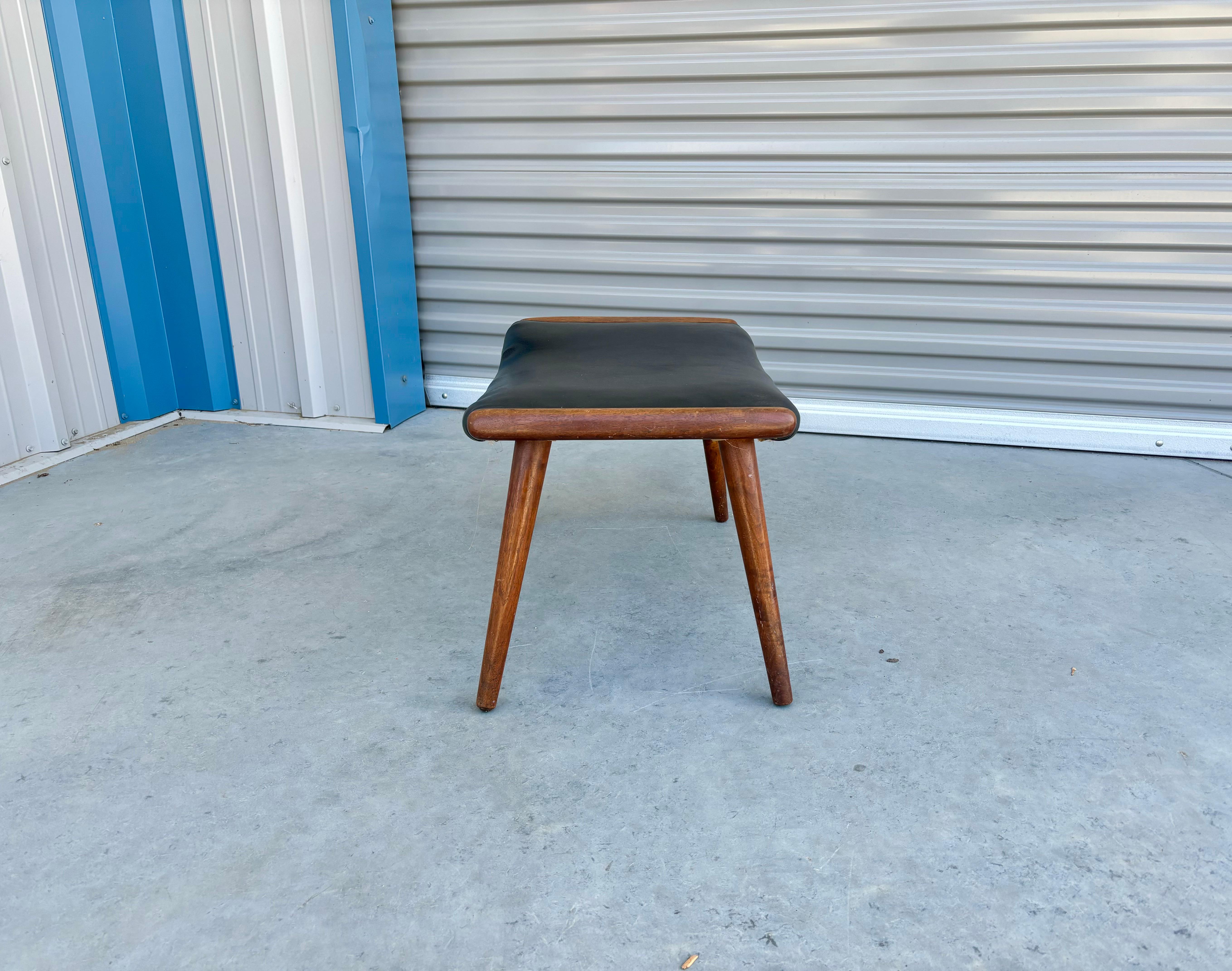 1970s Mid Century Papa Bear Ottoman Styled After Hans J. Wegner In Good Condition For Sale In North Hollywood, CA