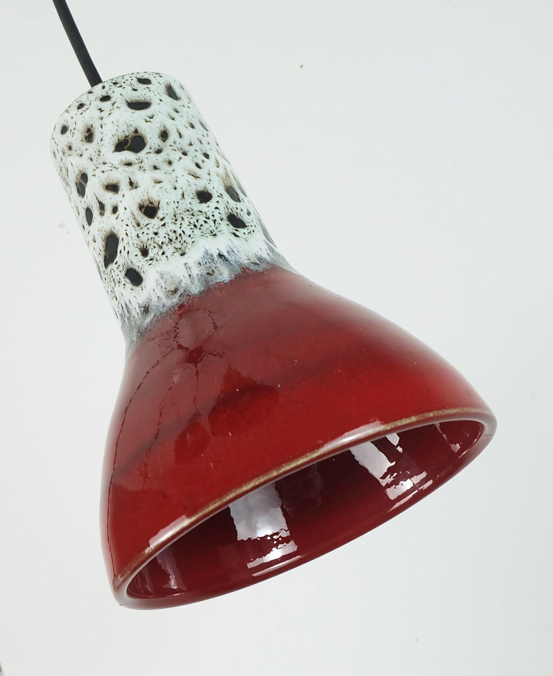 1970s mediados de siglo PENDANT LIGHT Lámpara de 5 luces en cascada con sha de cerámica de lava gorda Alemán en venta