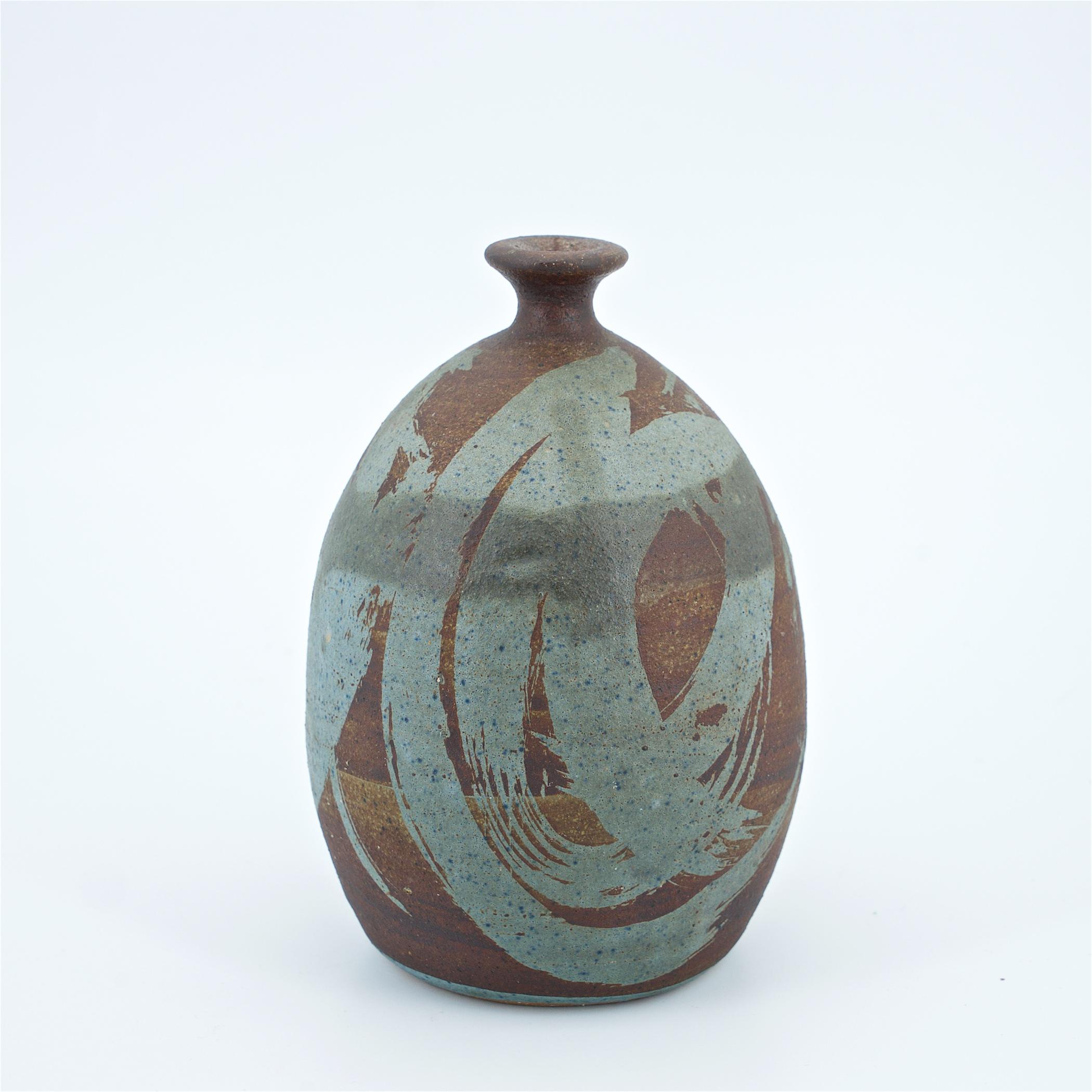 Mid-Century-Keramik-Knospenvase aus den 1970er Jahren, Kalifornienisches Design beeinflusst (Moderne der Mitte des Jahrhunderts) im Angebot