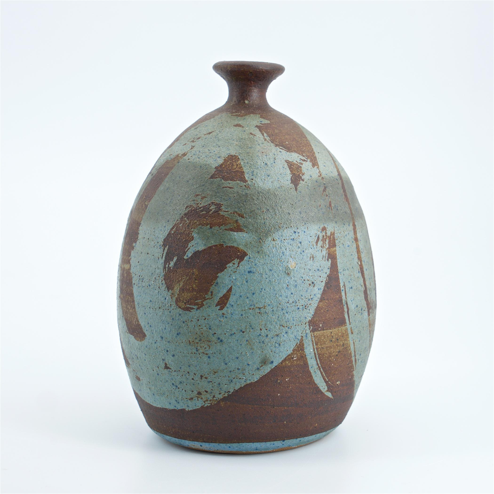 Mid-Century-Keramik-Knospenvase aus den 1970er Jahren, Kalifornienisches Design beeinflusst (Glasiert) im Angebot