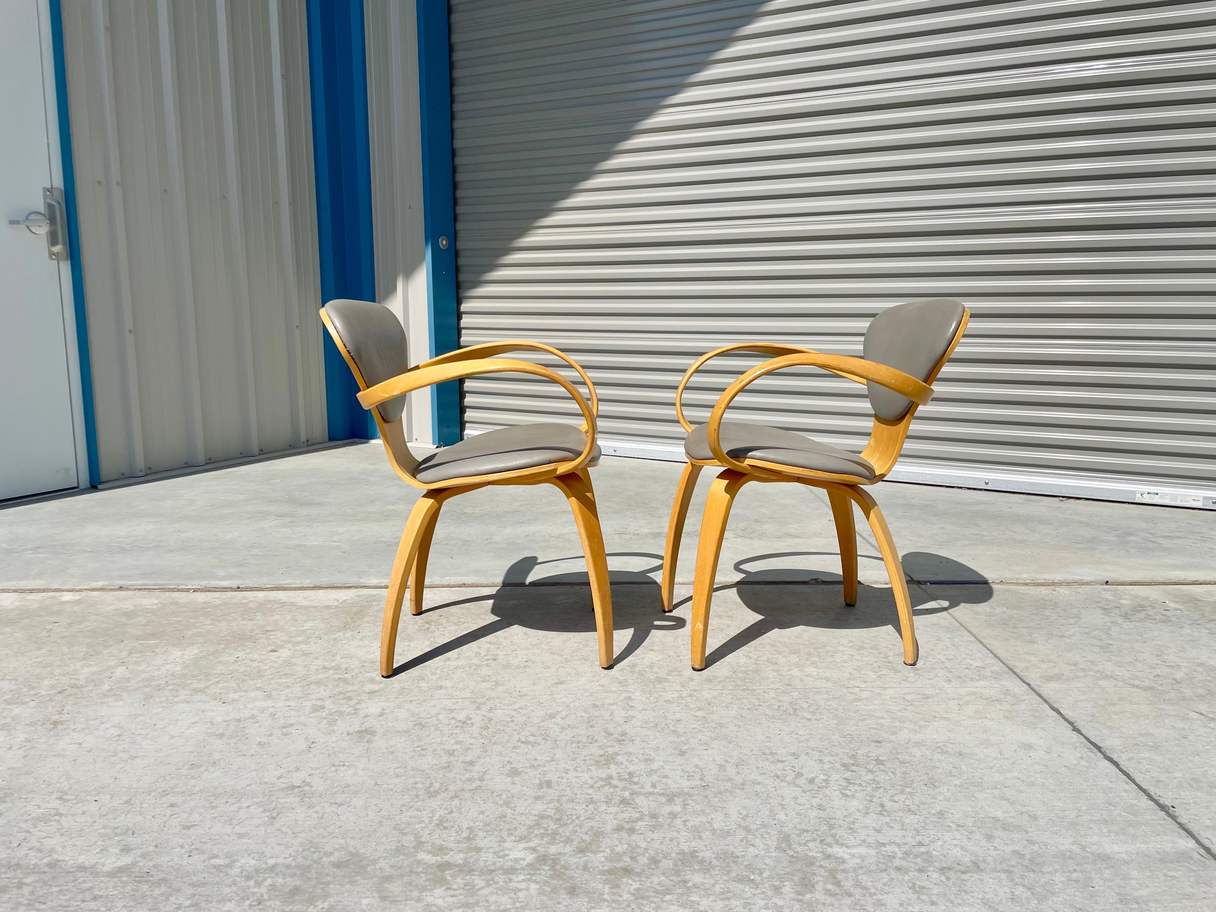 1970s Mid Century Pretzel Armchairs by Plycraft, Pair For Sale 1