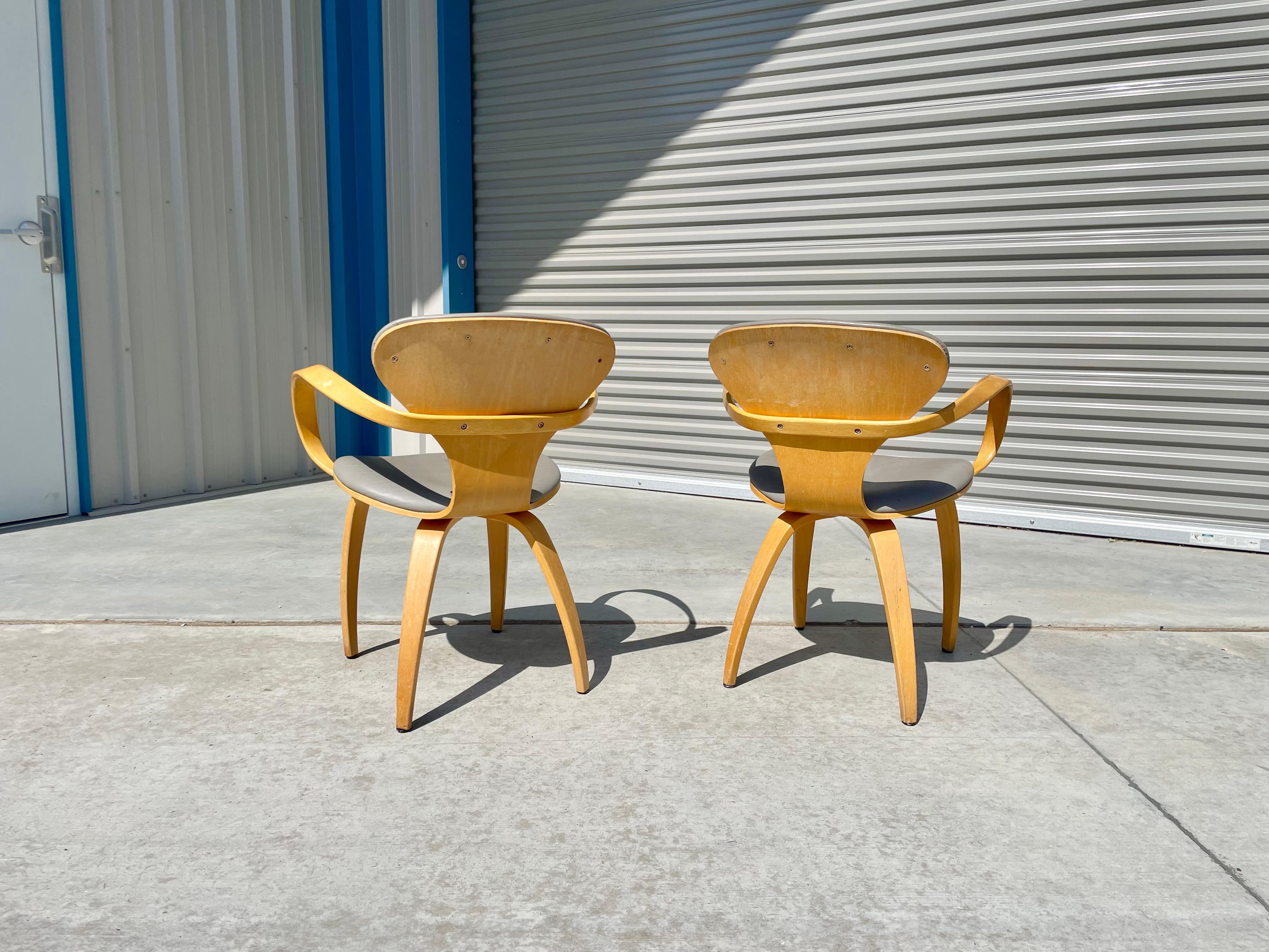 1970s Mid Century Pretzel Armchairs by Plycraft, Pair For Sale 2