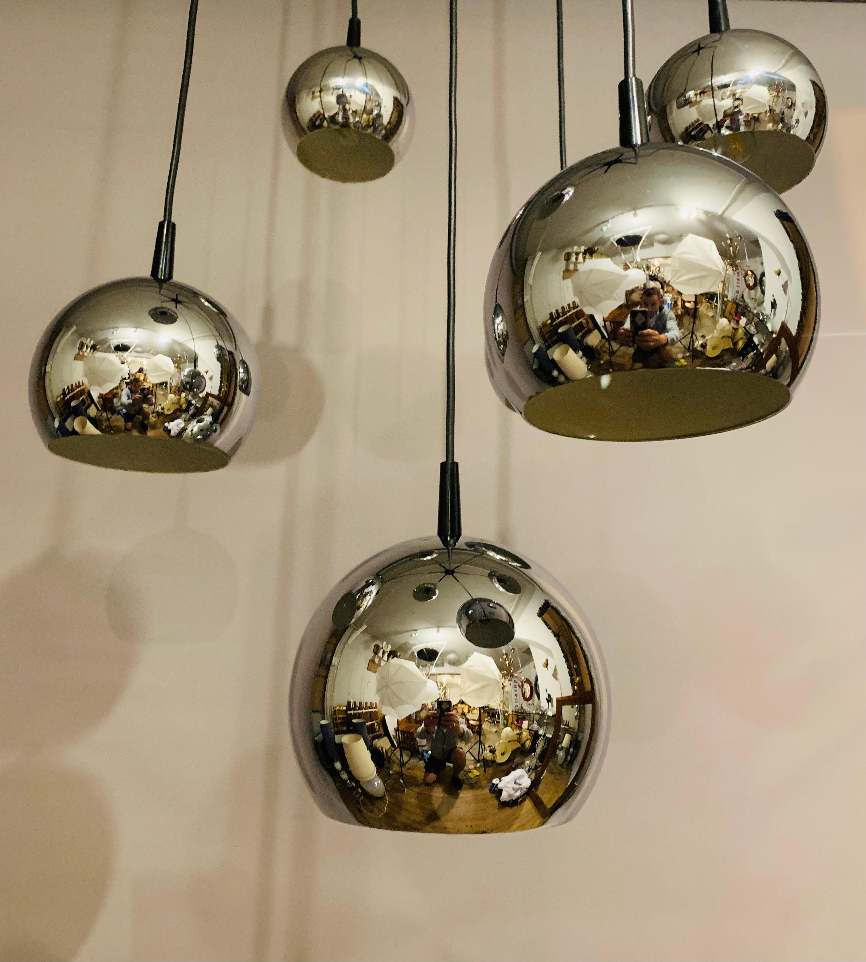 1970s Mid Century Space Age 7 Chrome Ball Cascading Globe Hanging Ceiling Light 9