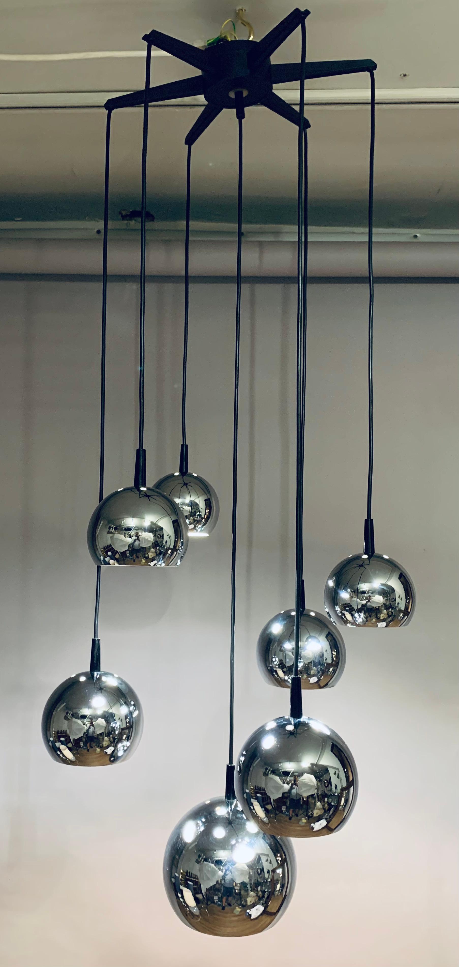 Polished 1970s Mid Century Space Age 7 Chrome Ball Cascading Globe Hanging Ceiling Light